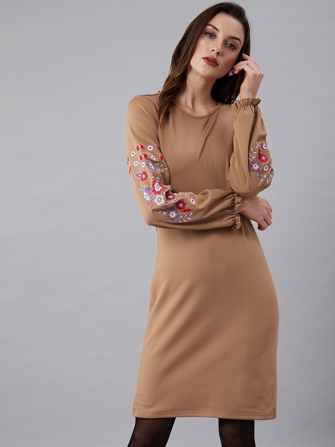 

Athena Women Beige Printed Sheath Dress