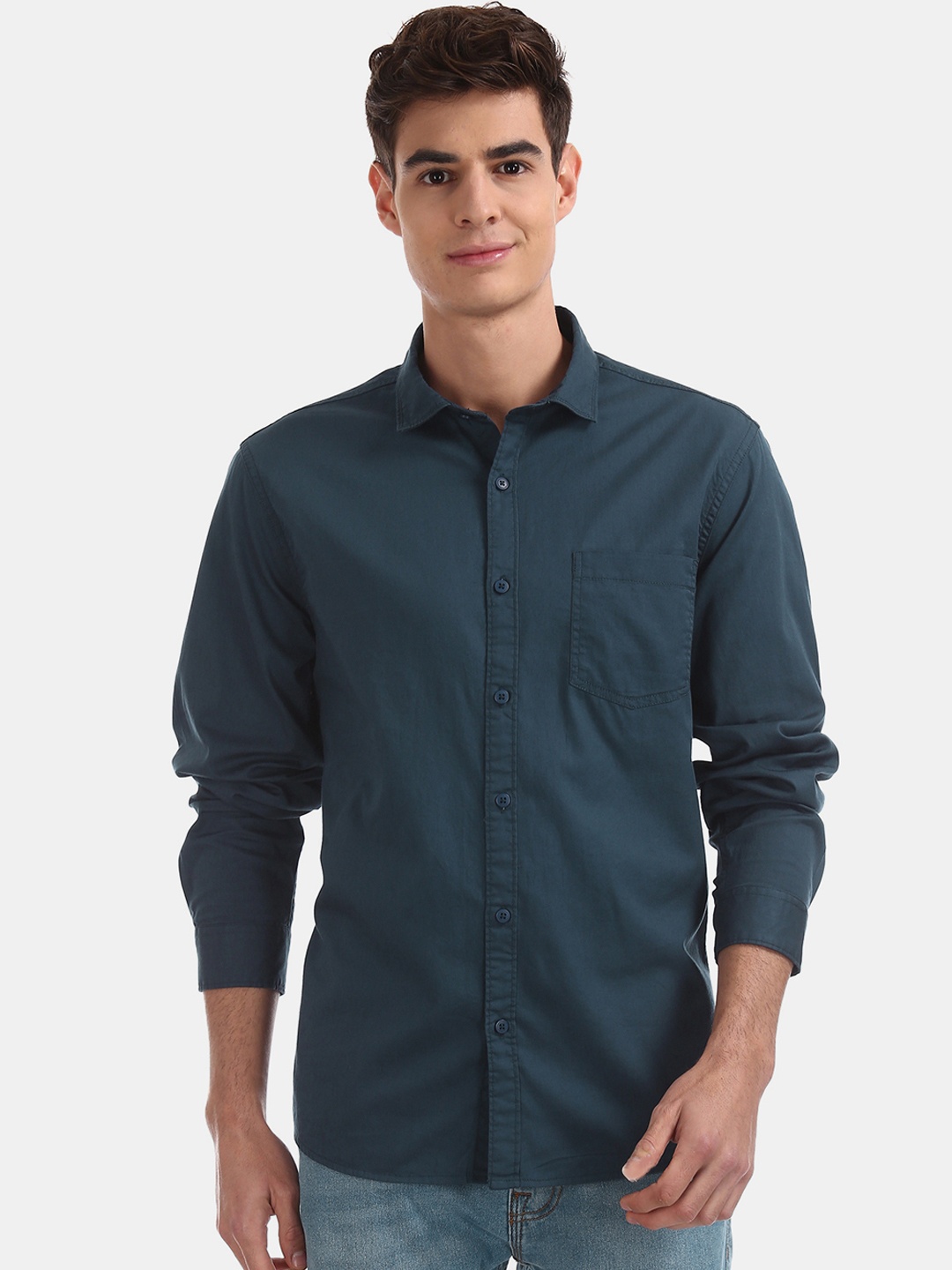 

Ruggers Men Navy Blue Regular Fit Solid Casual Shirt