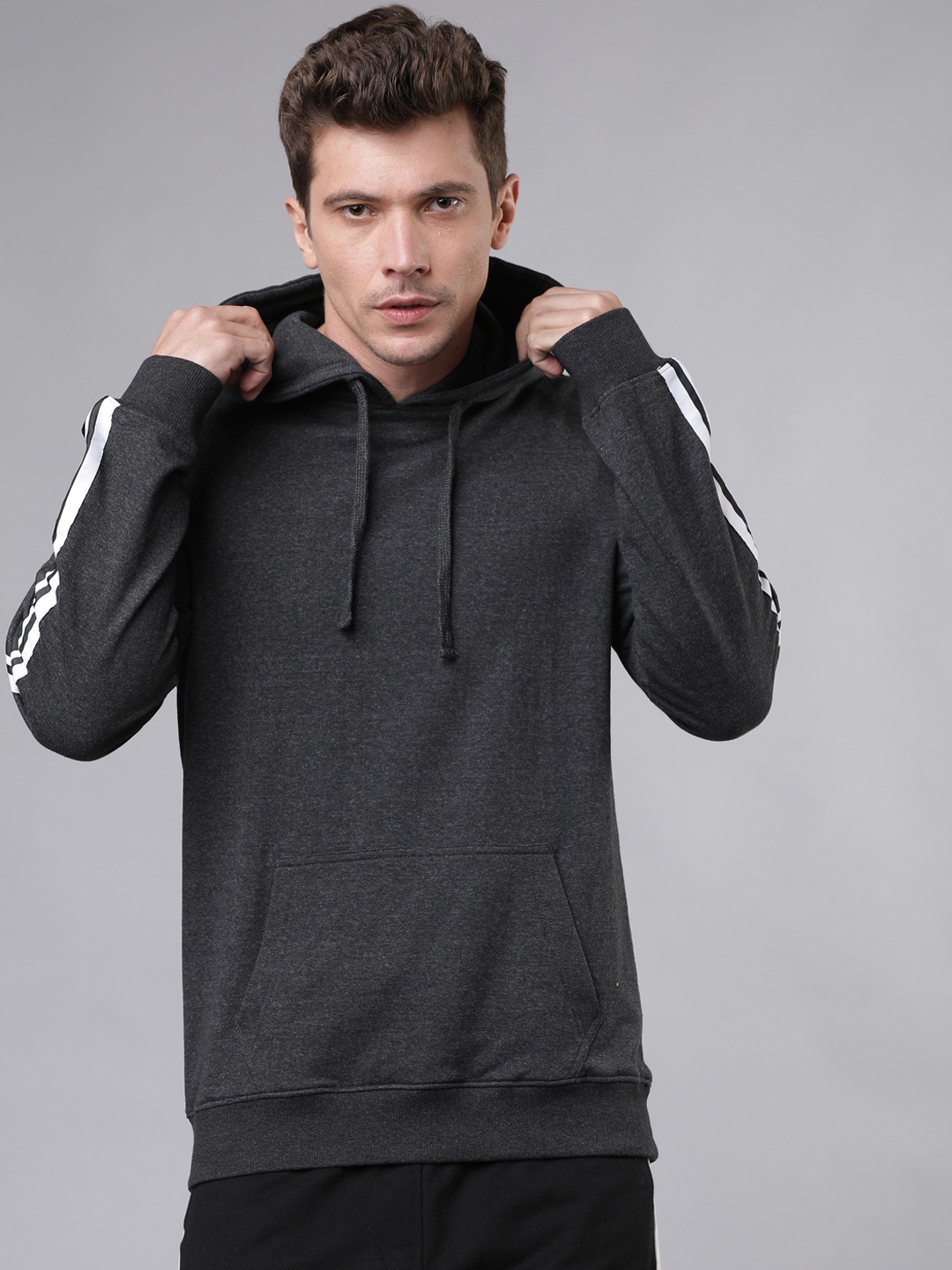

HIGHLANDER Men Charcoal Grey Solid Hooded Pullover Sweatshirt