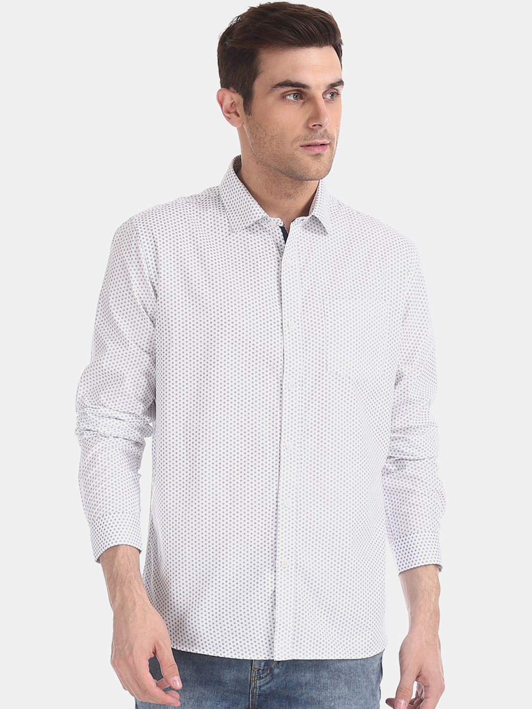 

Excalibur Men White & Navy Blue Slim Fit Printed Casual Shirt
