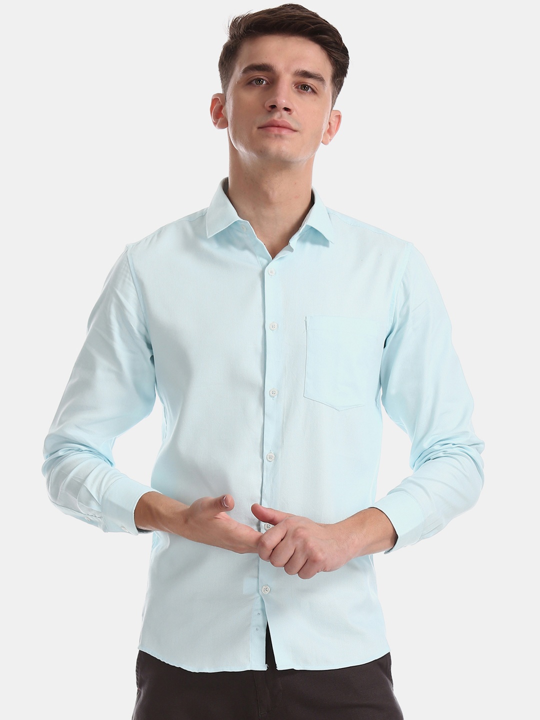 

Excalibur Men Blue Slim Fit Solid Formal Shirt