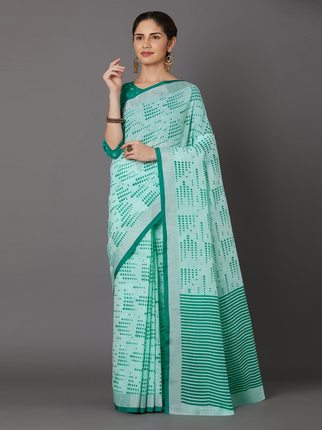 

Mitera Turquoise Blue Silk Blend Woven Design Kanjeevaram Saree