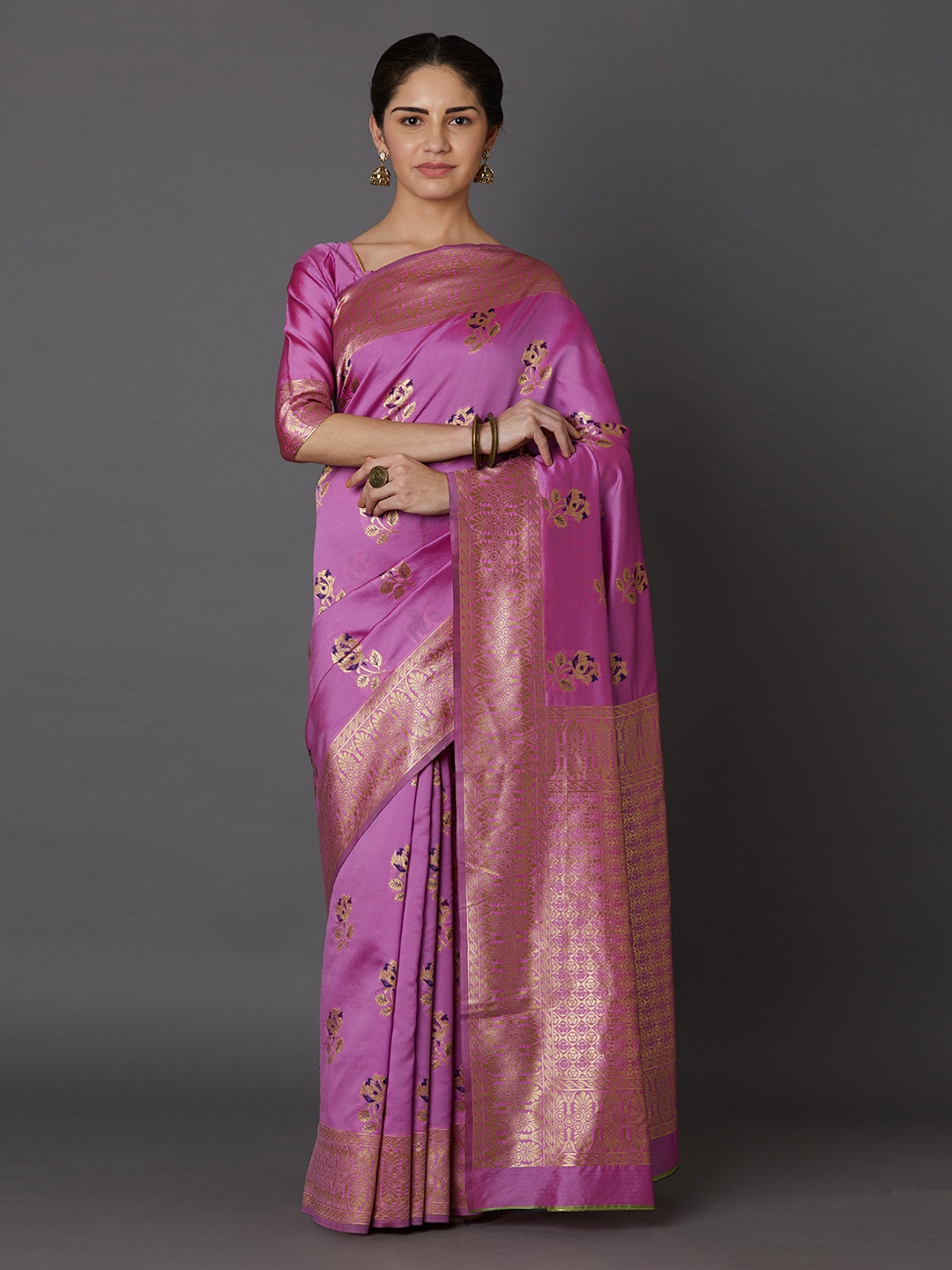 

Mitera Pink & Gold-Toned Silk Blend Woven Design Kanjeevaram Saree