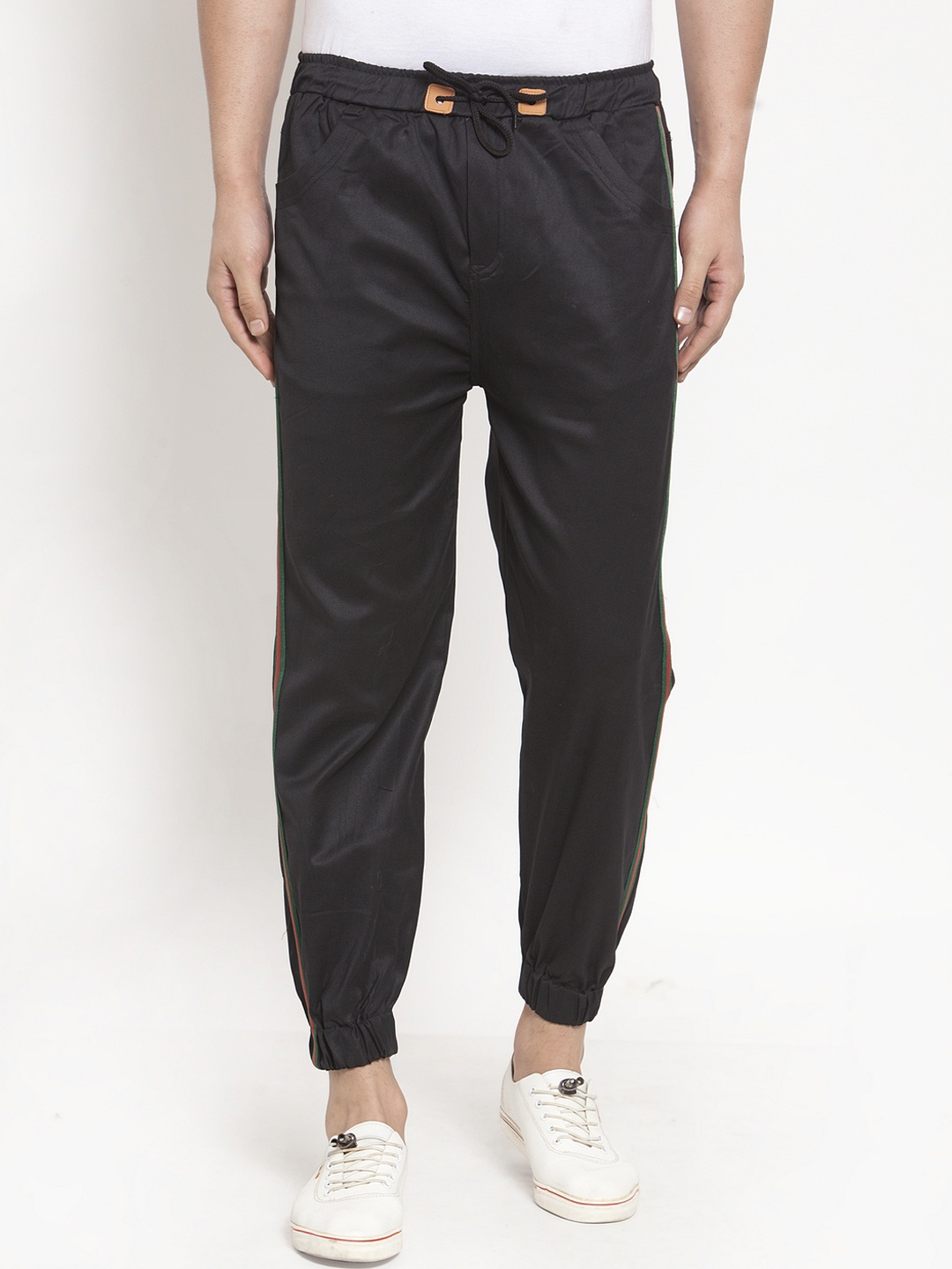 

VOXATI Men Black Tapered Fit Solid Joggers