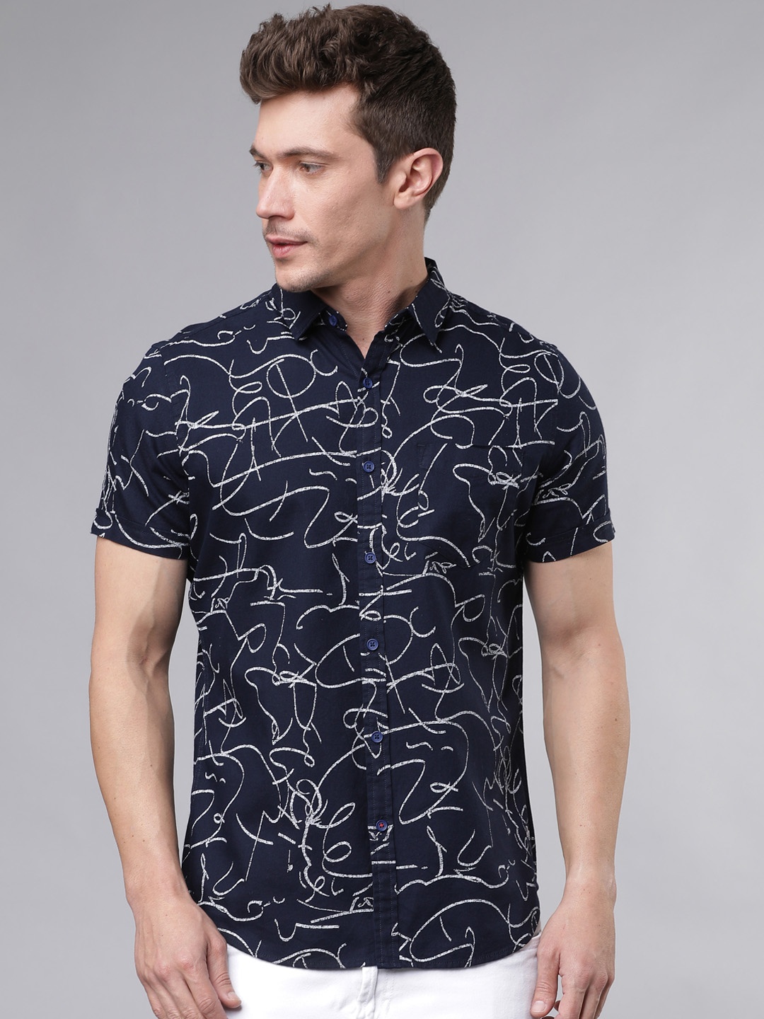 

LOCOMOTIVE Men Navy Blue & White Slim Fit Printed Casual Shirt