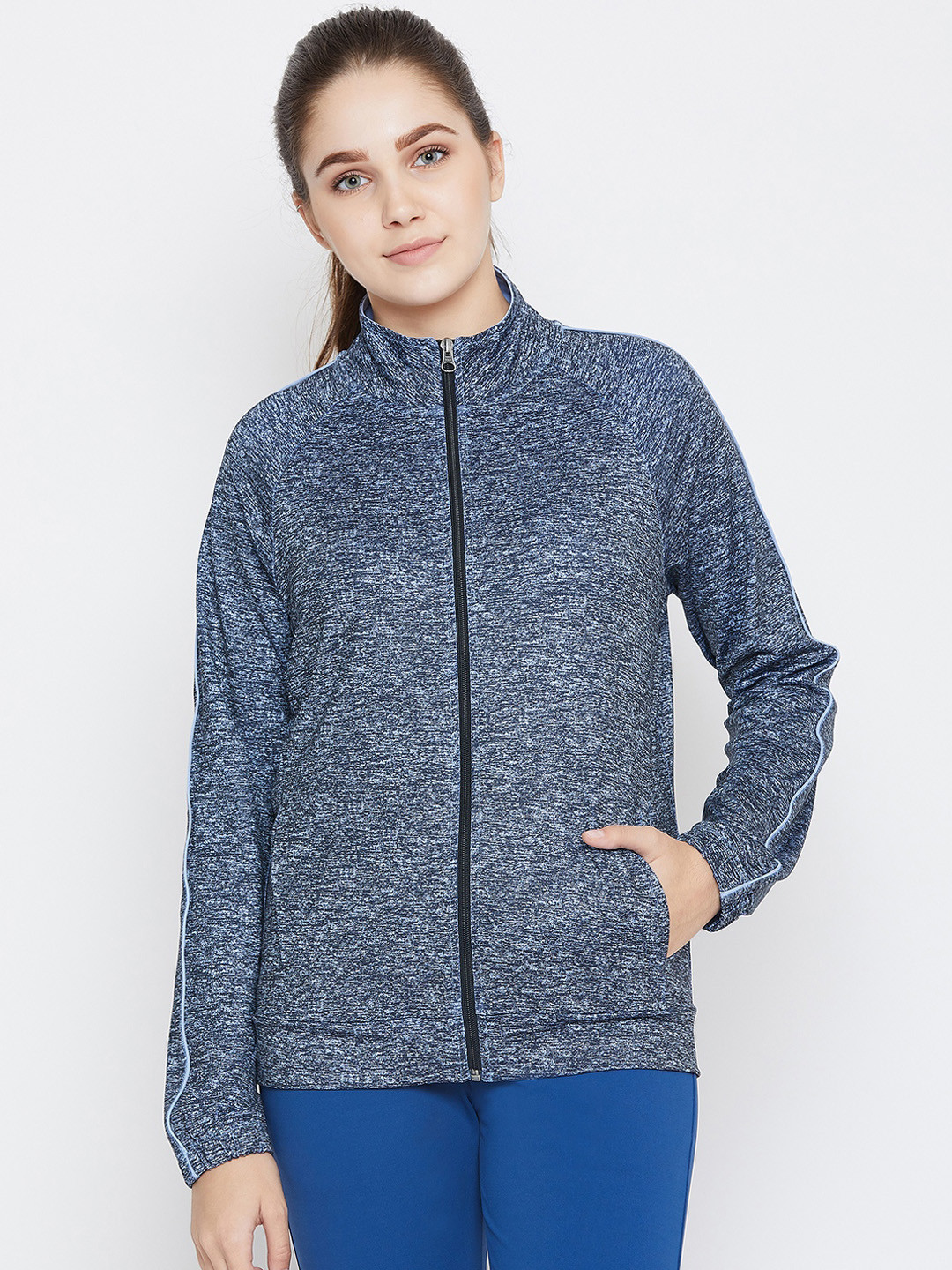 

PERFKT-U Women Blue Solid Sweatshirt