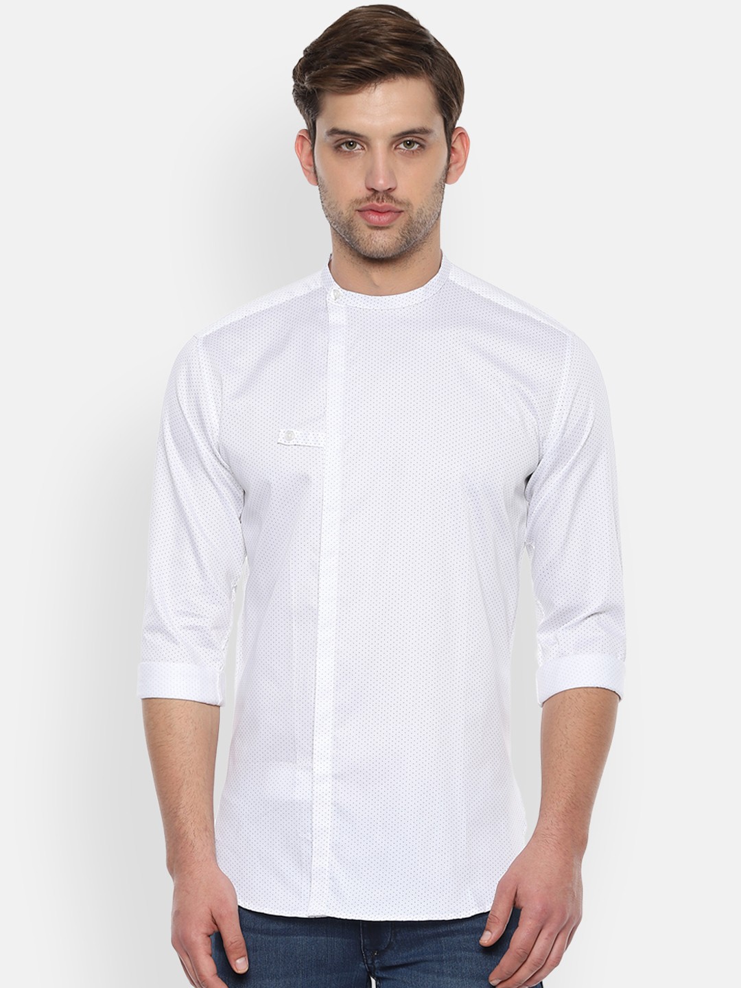 

V Dot Men White Slim Fit Printed Casual Shirt
