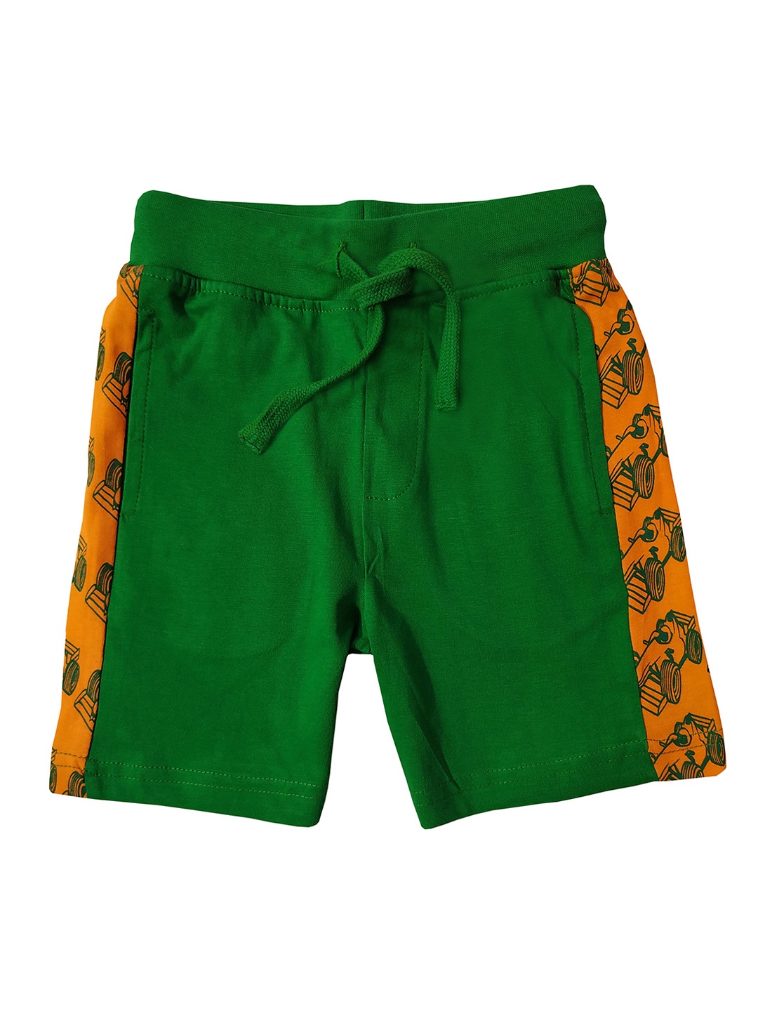 

KiddoPanti Boys Green Solid Regular Fit Regular Shorts