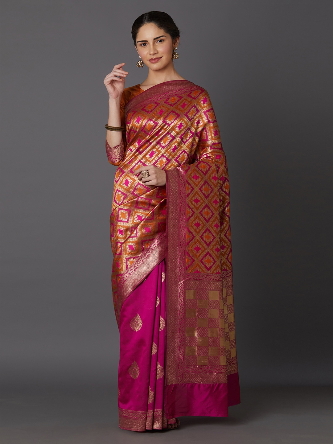 

Mitera Pink & Mustard Yellow Silk Blend Woven Design Kanjeevaram Saree