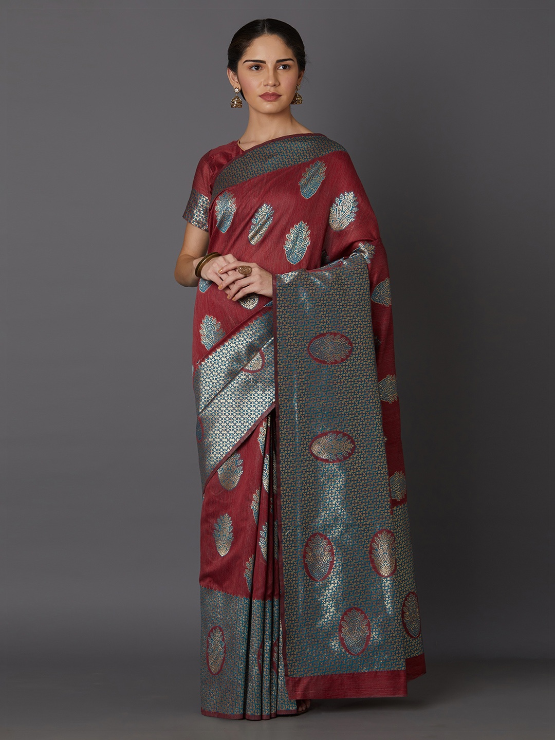

Mitera Maroon & Blue Silk Blend Woven Design Kanjeevaram Saree
