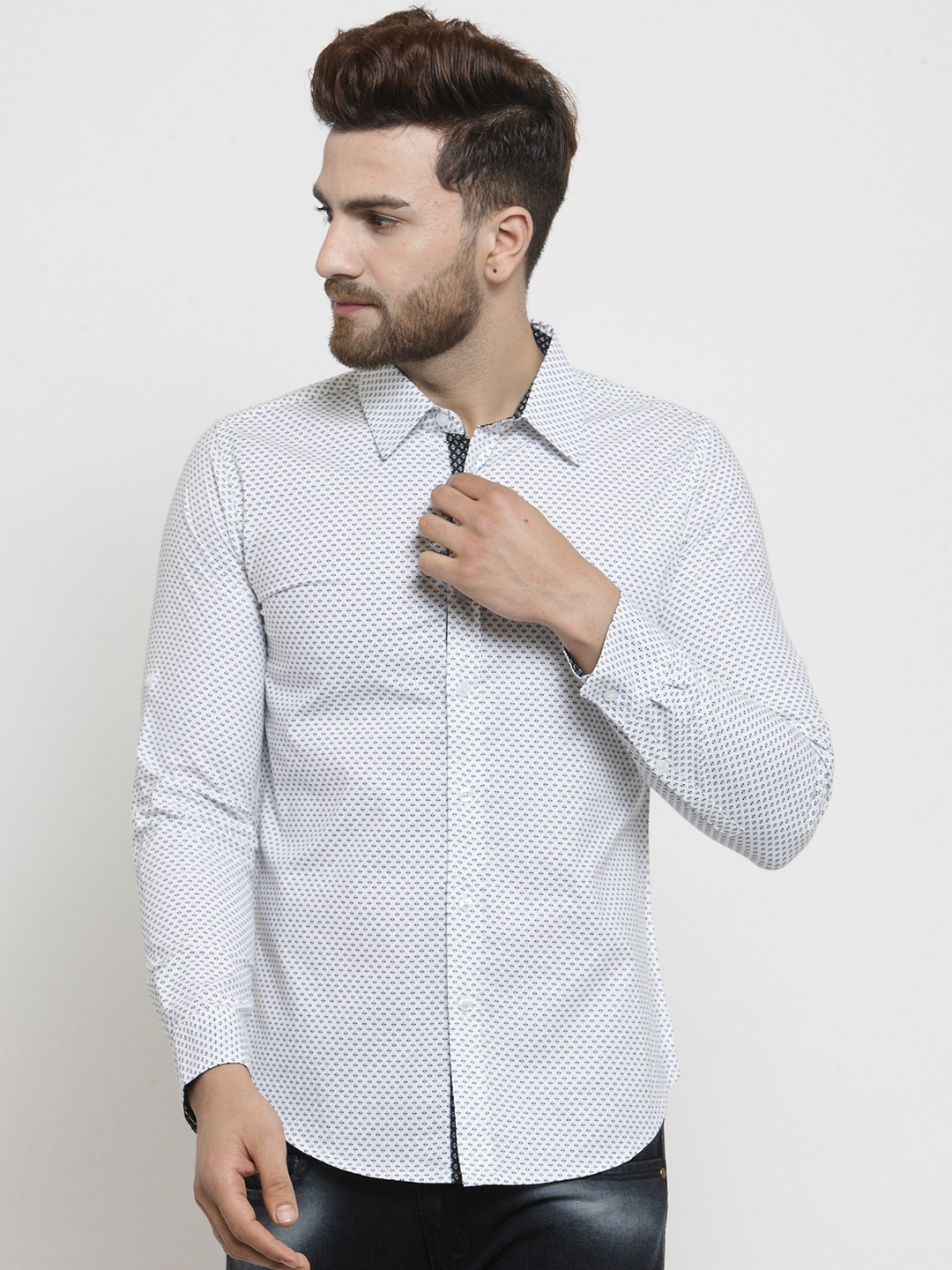 

Purple State Men White Slim Fit Printed Casual Shirt