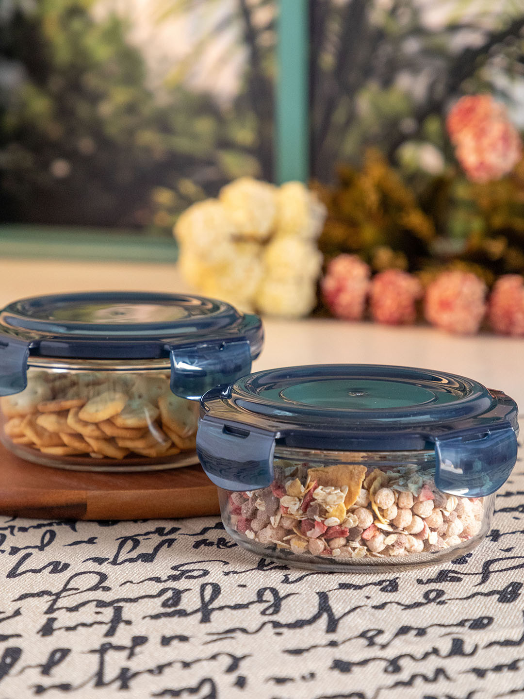 

GOODHOMES Set of 2 Transparent & Blue Glass Food Containers