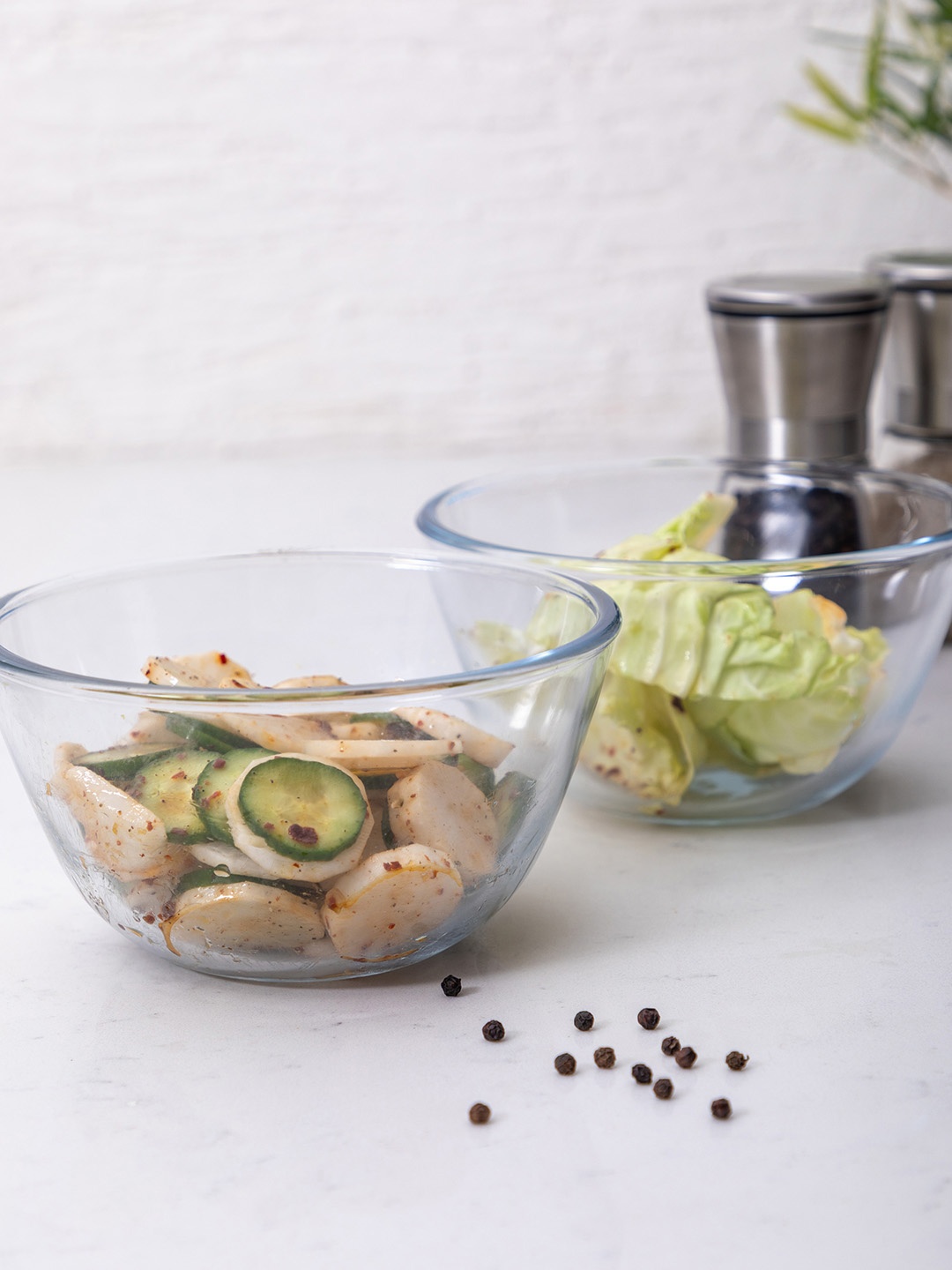 

GOODHOMES Set of 2 Transparent Borosilicate Glass Mixing Bowls