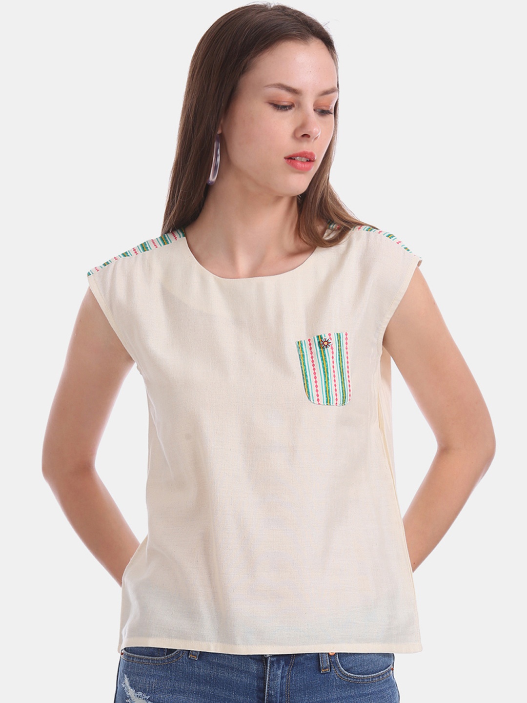 

Bronz Women White Solid Top