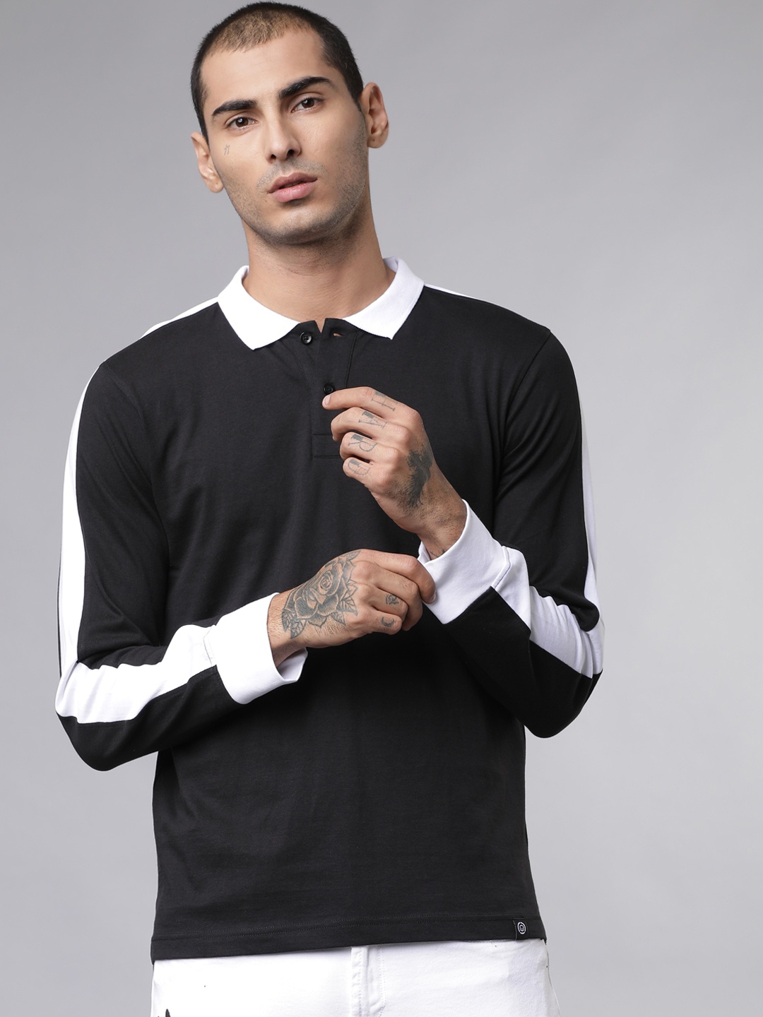 

LOCOMOTIVE Men Black Colourblocked Slim Fit Polo Collar T-shirt