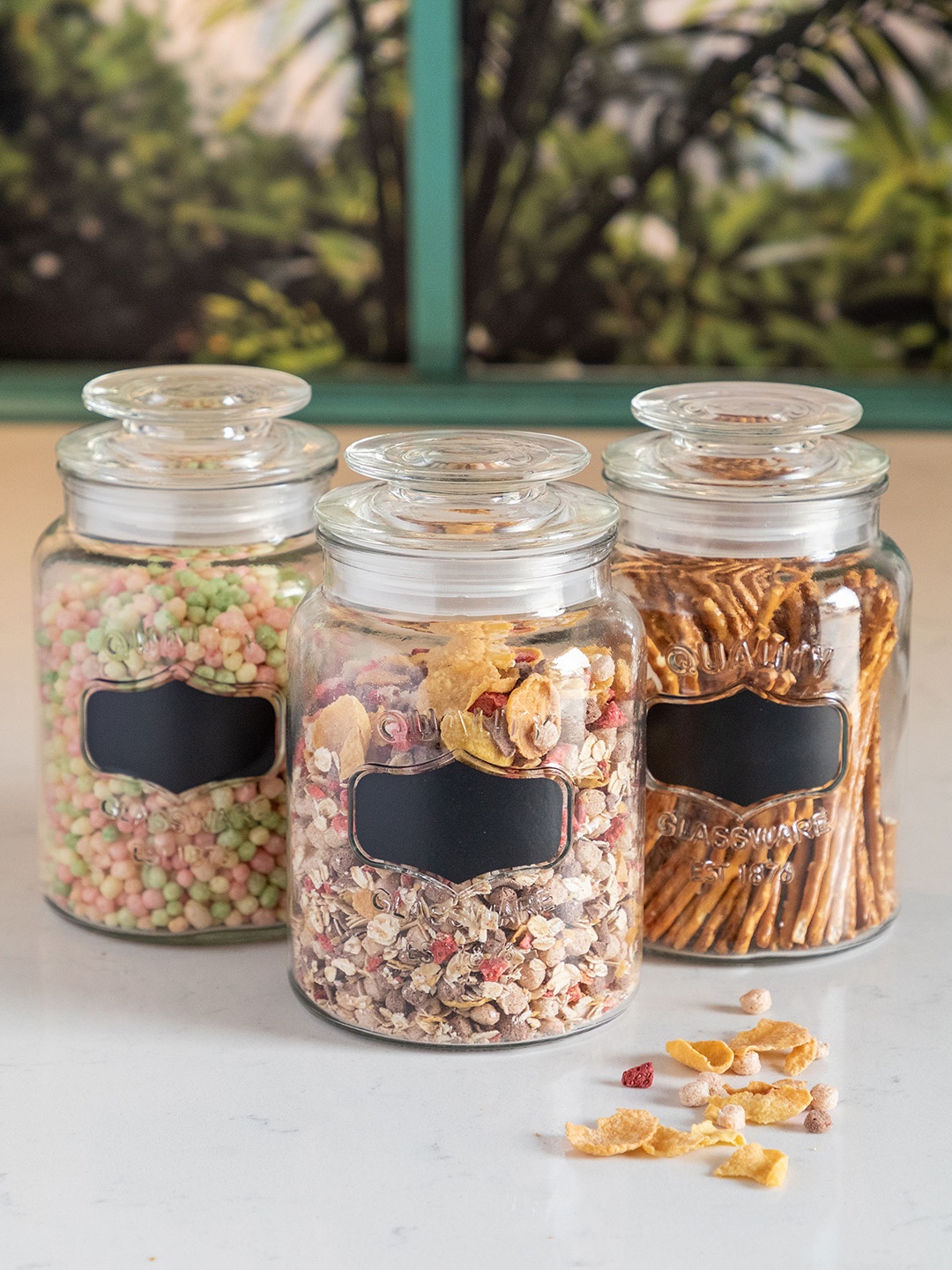 

White Gold Set of 3 Transparent & Black Glass Jars With Chalkboard