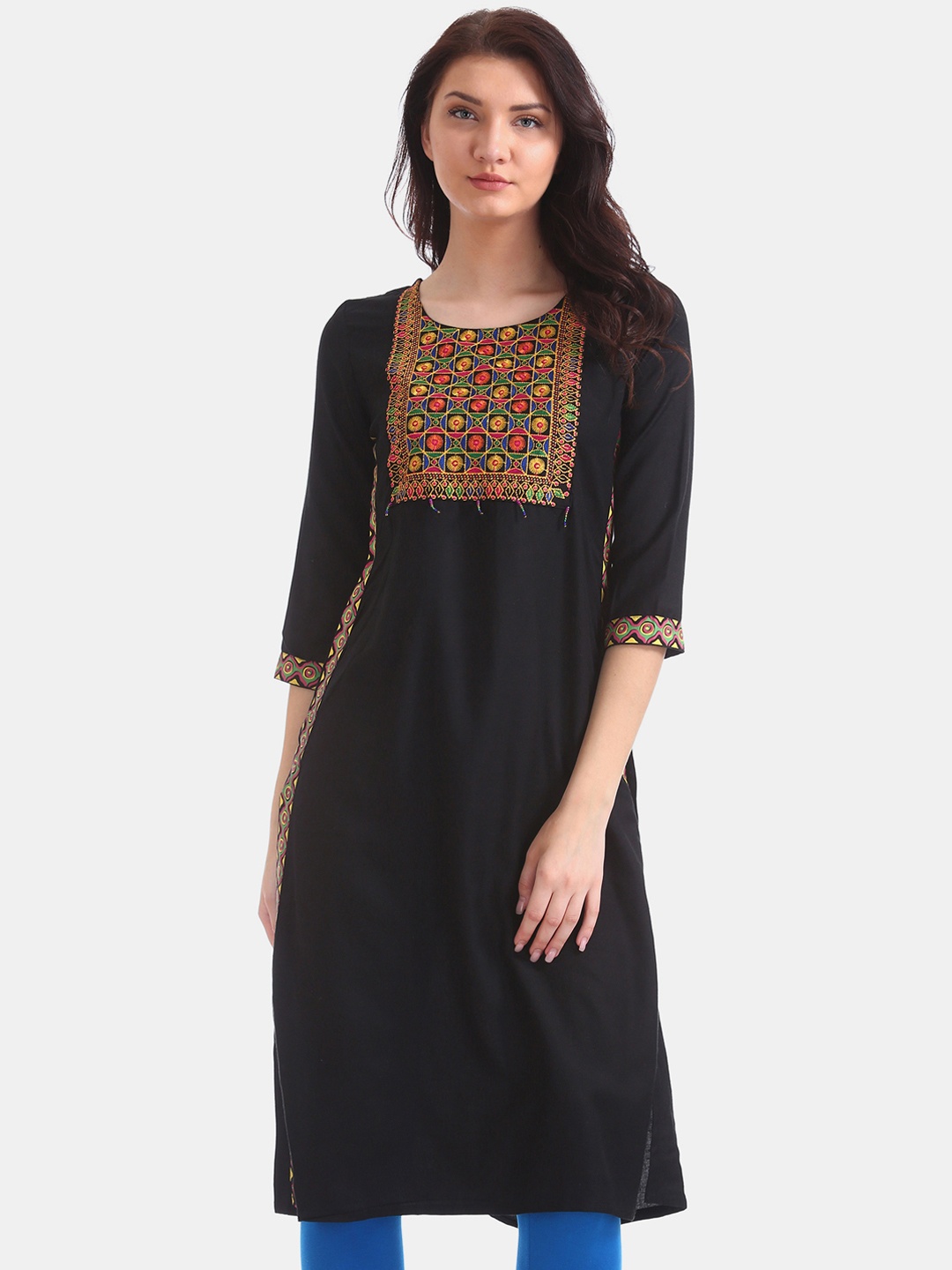 

Anahi Women Black Embroidered Straight Kurta