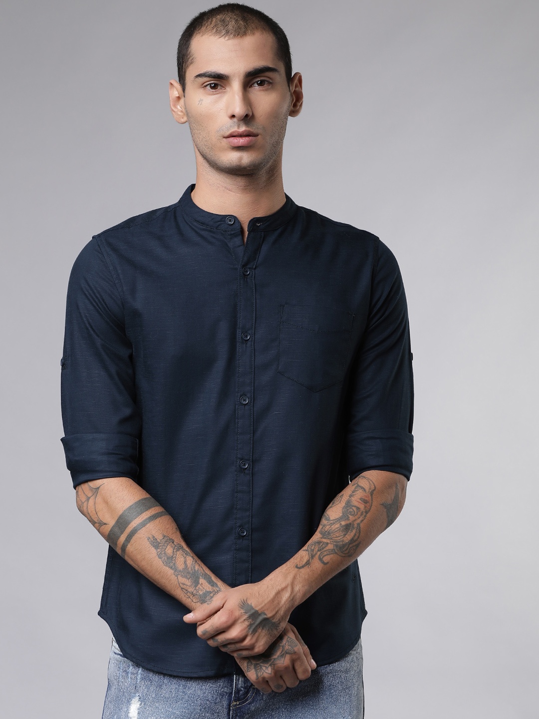 

LOCOMOTIVE Men Navy Blue Slim Fit Solid Casual Shirt