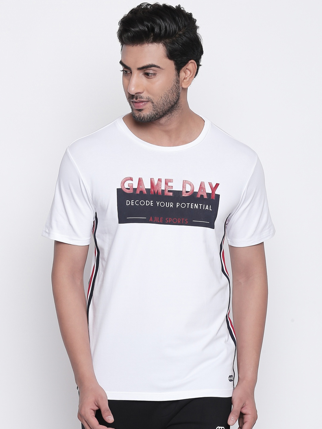 

Ajile by Pantaloons Men White Printed Round Neck T-shirt