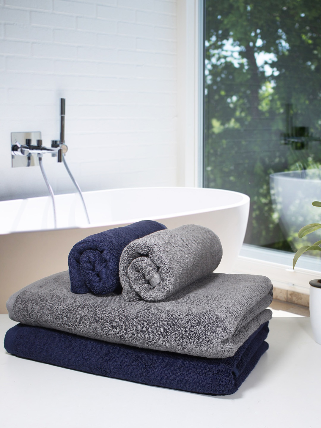 

Heelium Blue & Grey 4Pcs 600GSM Quick Absorbent Hand & Bath Bamboo Cotton Towels
