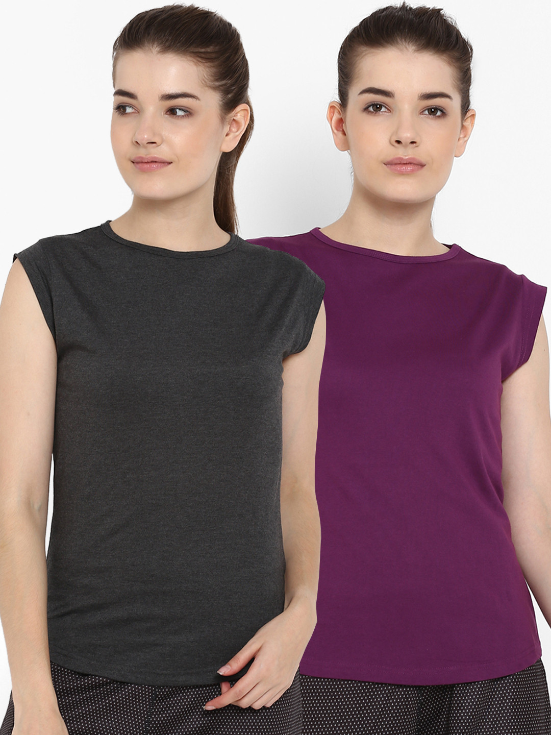 

appulse Women Black Solid Round Neck Running T-shirt