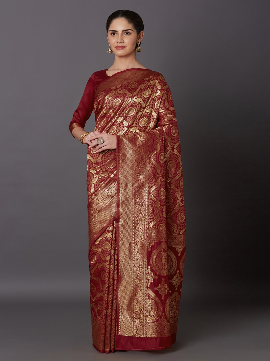 

Mitera Maroon Silk Blend Woven Design Kanjeevaram Saree