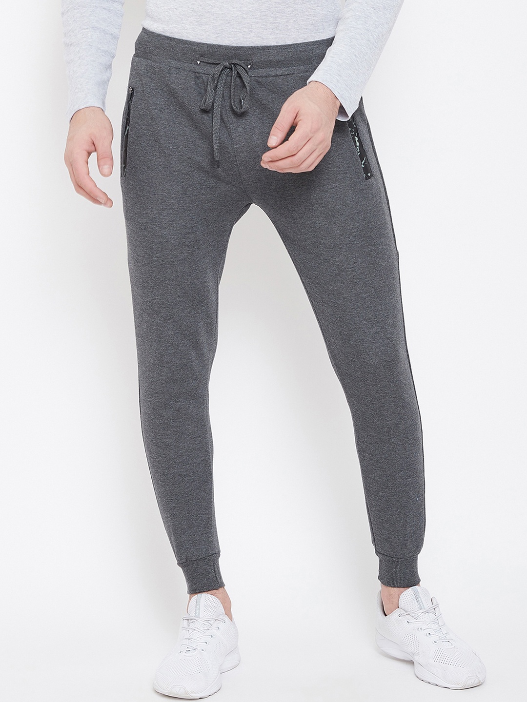 

Duke Men Grey Solid Joggers