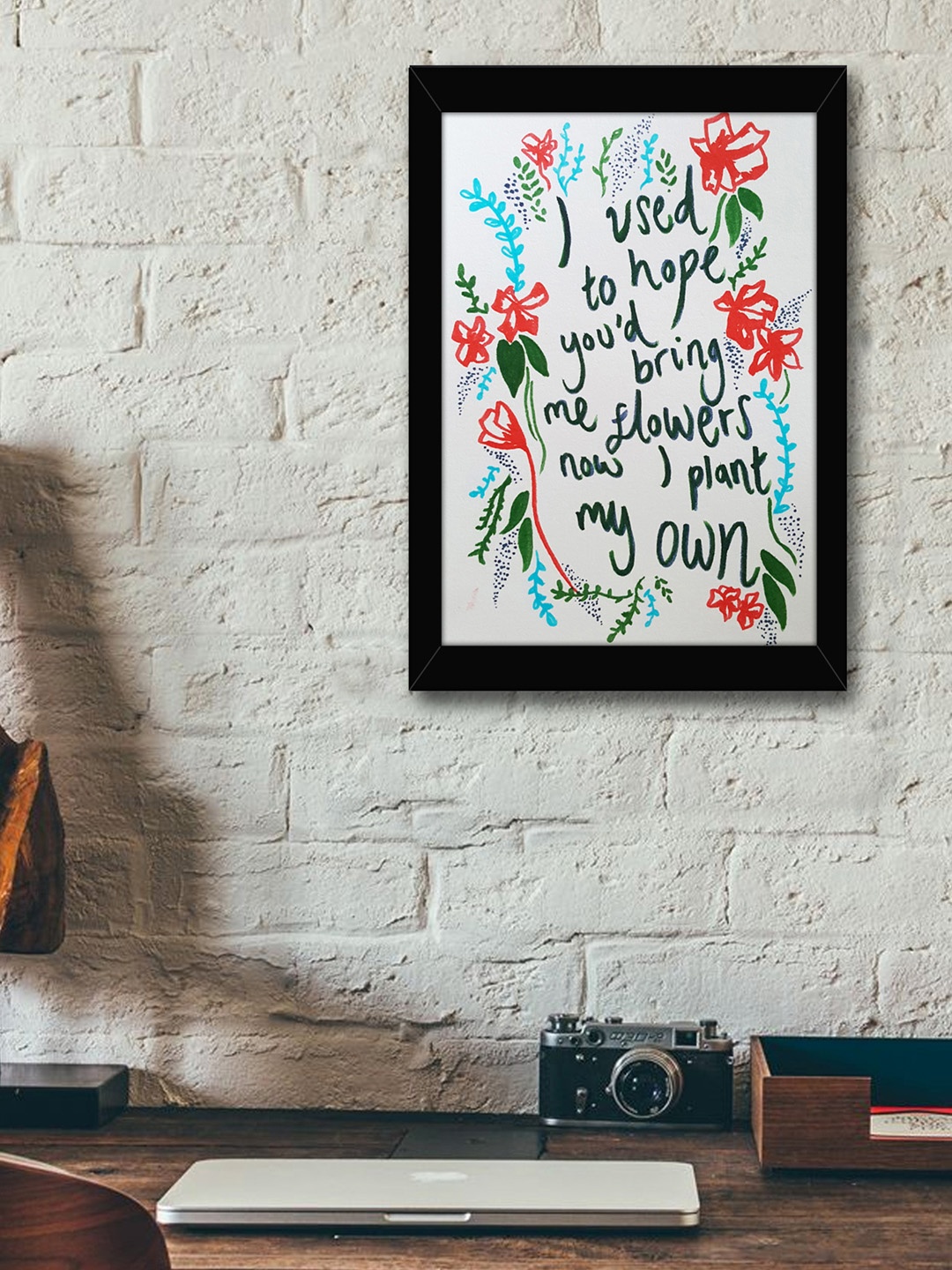 

TIED RIBBONS White & Green Printed Synthetic Fibre Framed Wall Art
