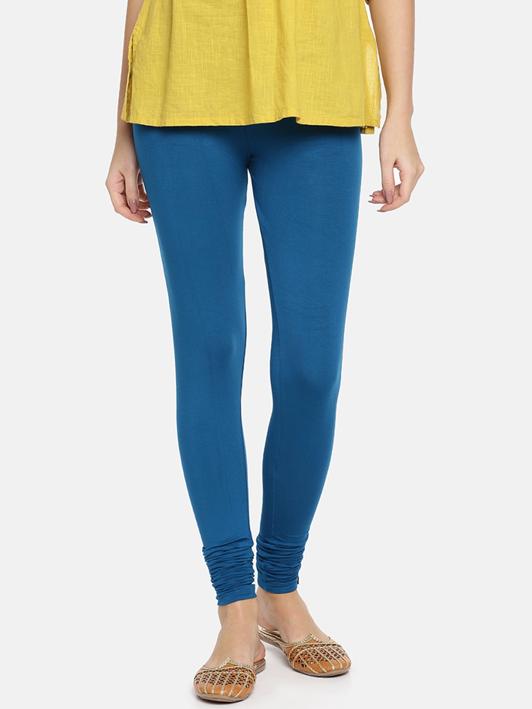 

TWIN BIRDS Women Blue Solid Churidar Leggings