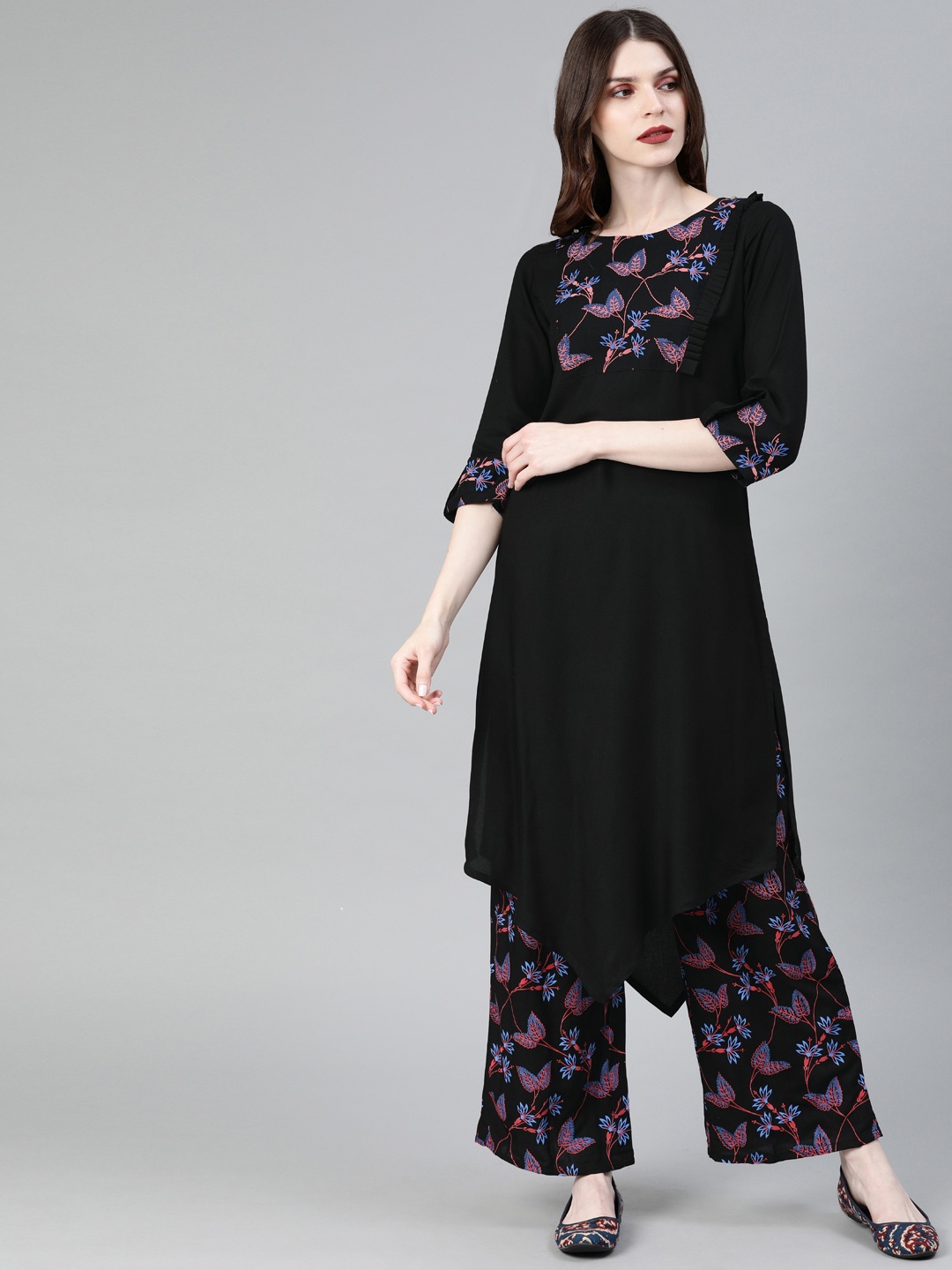 

ZIYAA Women Black & Pink Printed Straight Kurta