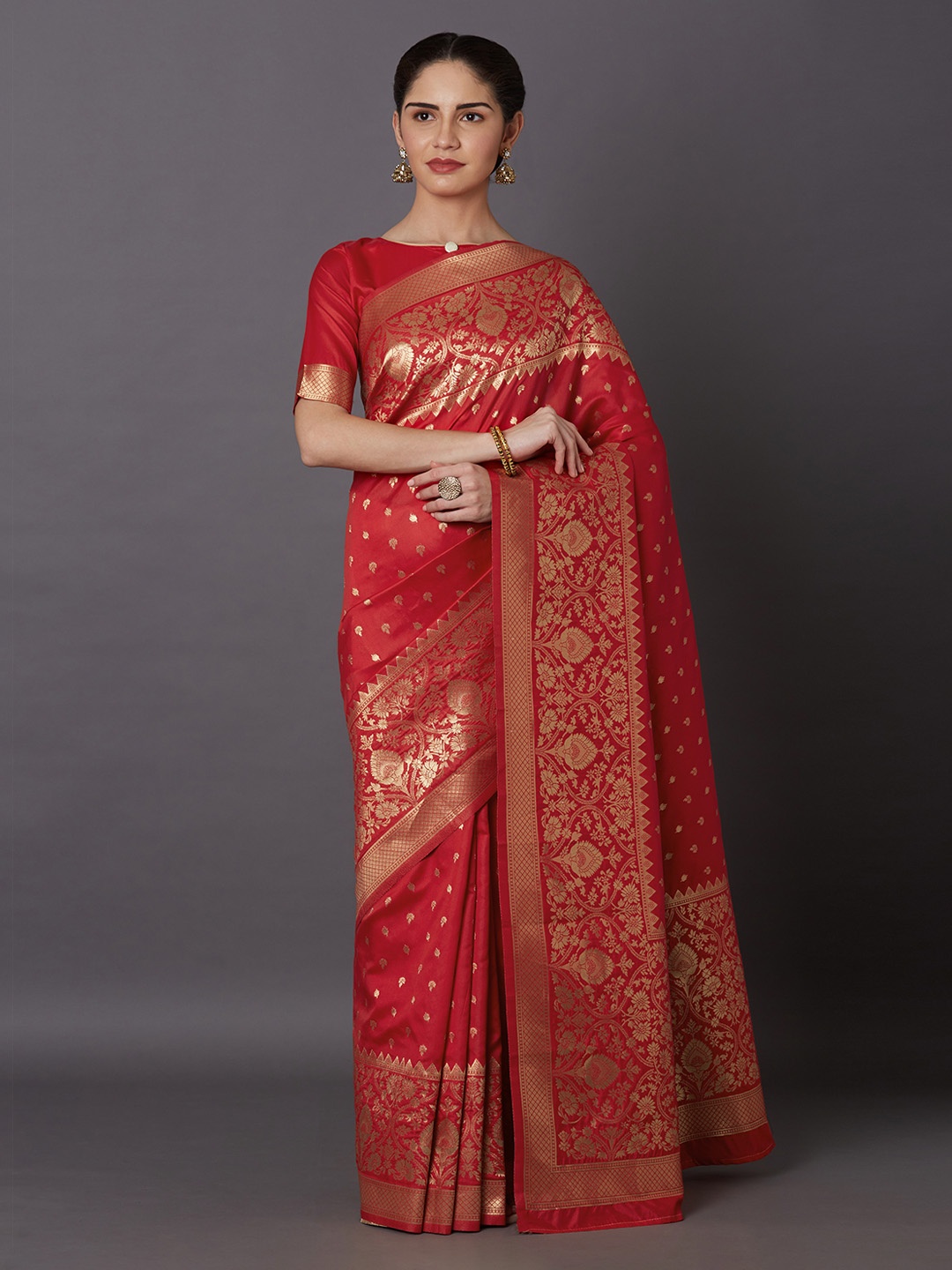 

Mitera Red & Gold-Toned Woven Design Kanjeevaram Saree