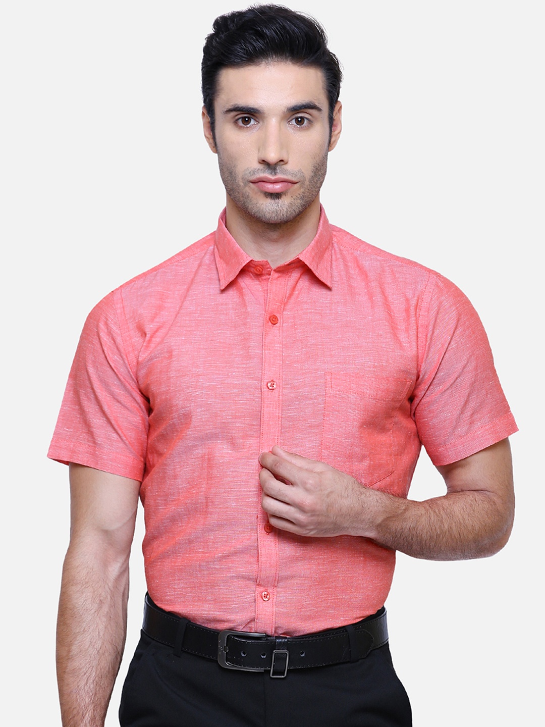 

Southbay Men Pink Smart Tailored Fit Solid Formal Shirt