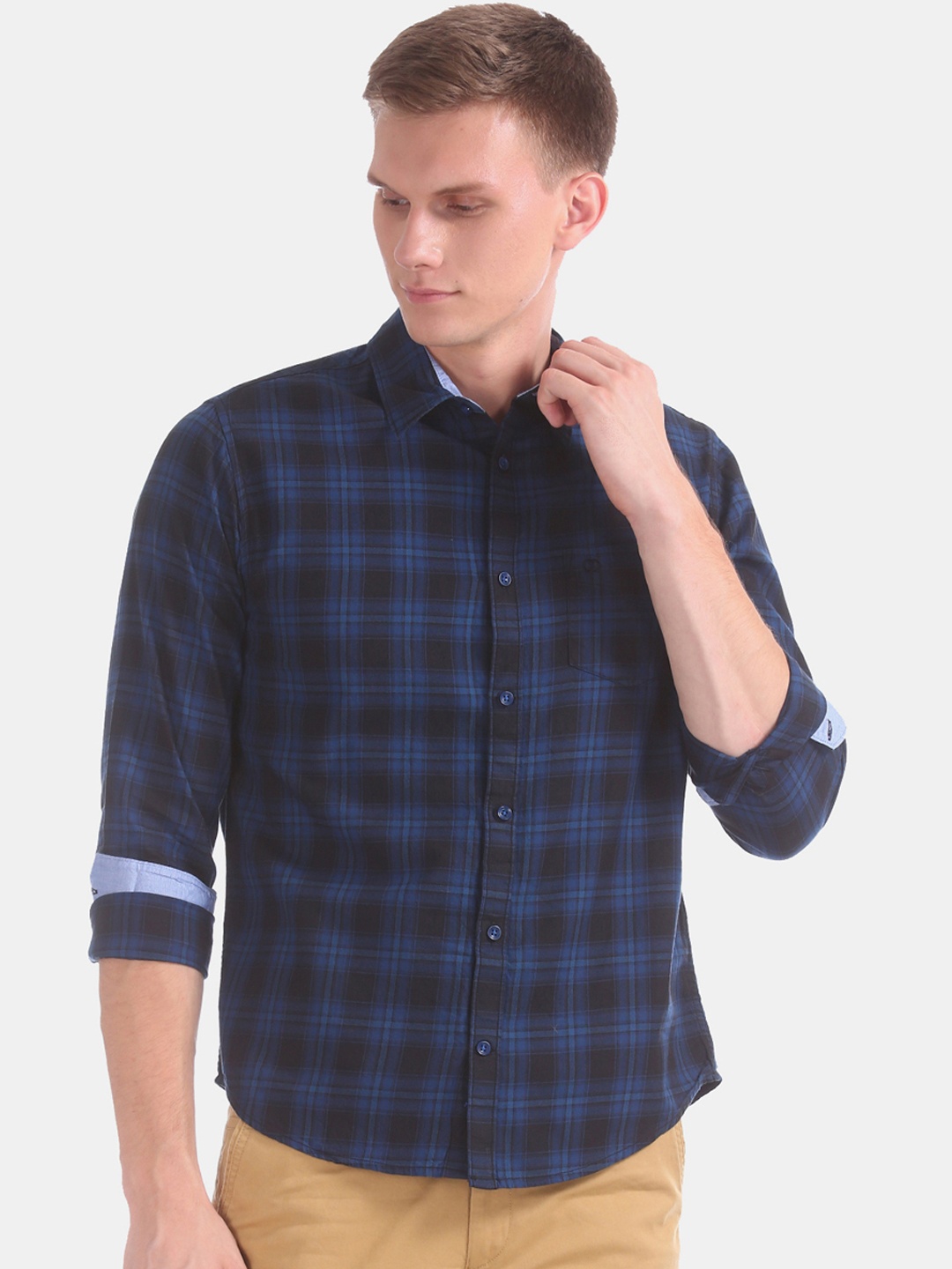 

Ruggers Men Blue Slim Fit Checked Casual Shirt