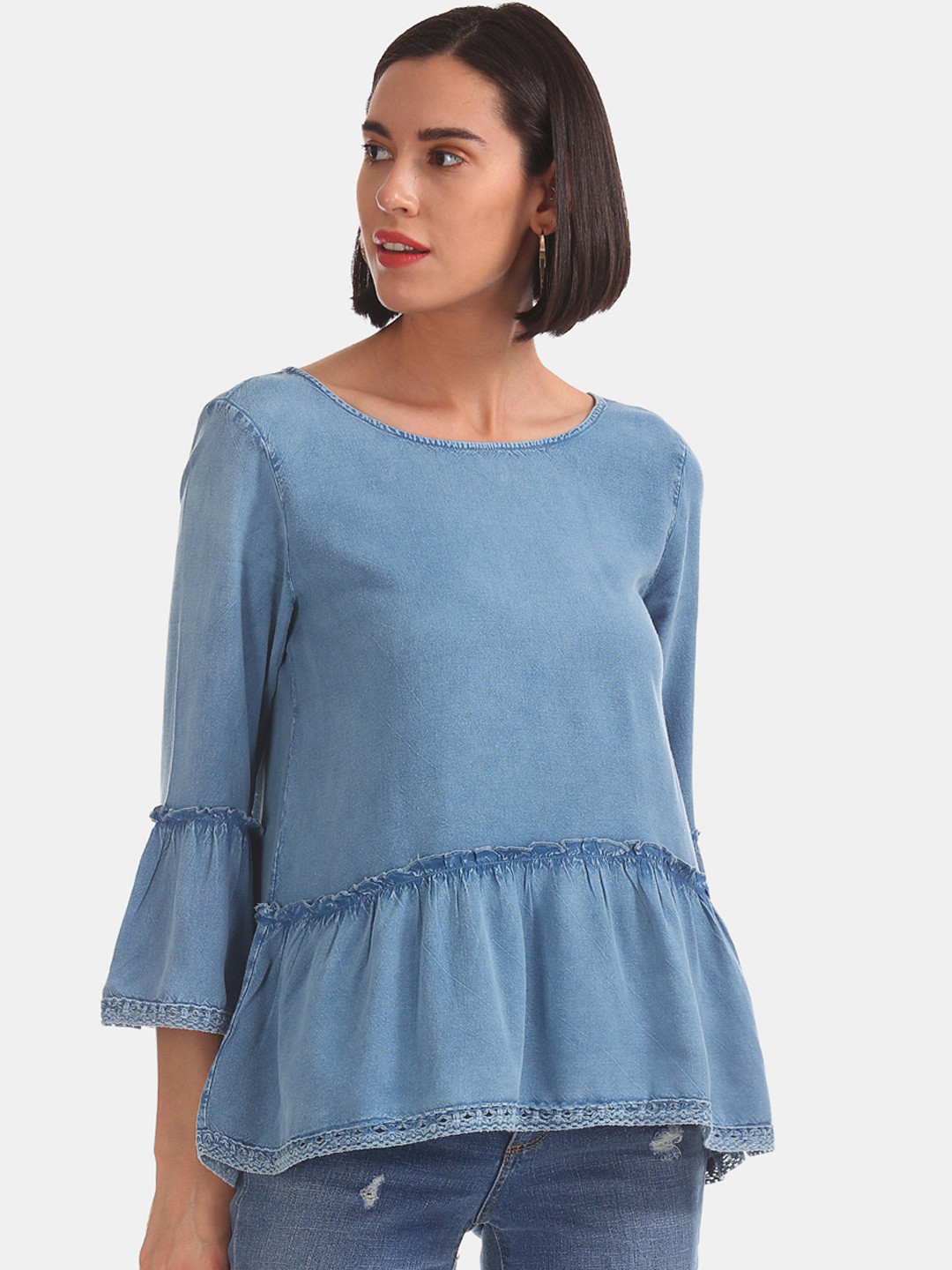 

Cherokee Women Blue Solid Chambray Top