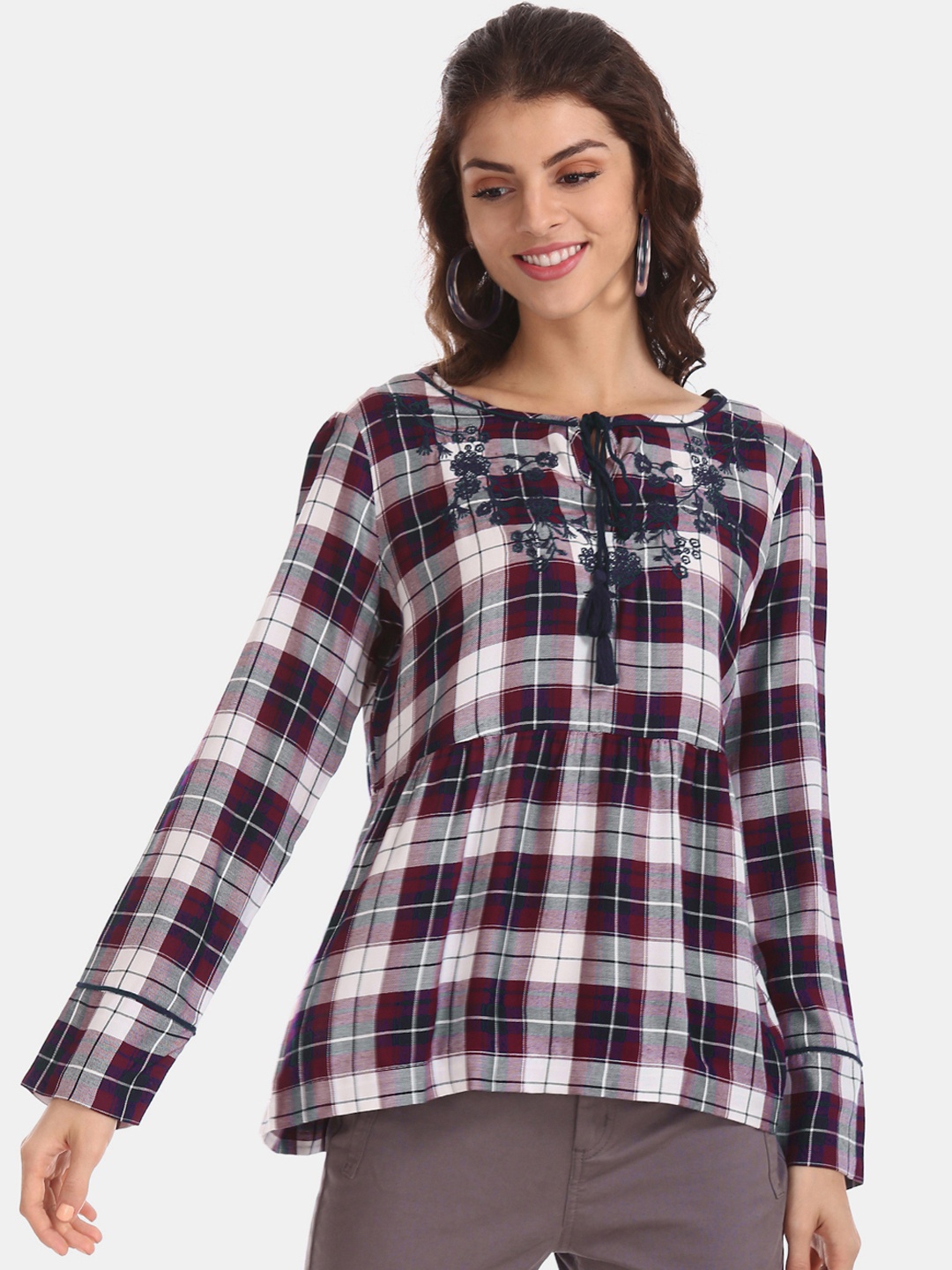 

Cherokee Women White & Maroon Checked Top With Embroidered Detail