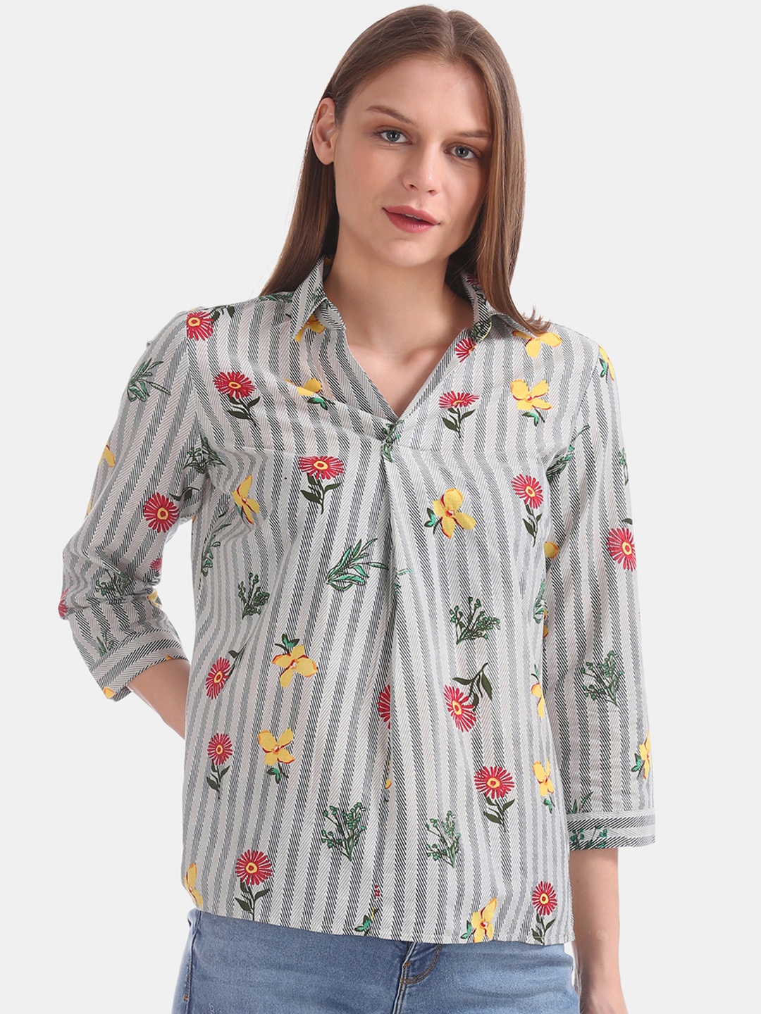 

Cherokee Women Grey & White Floral Printed Pure Cotton Top