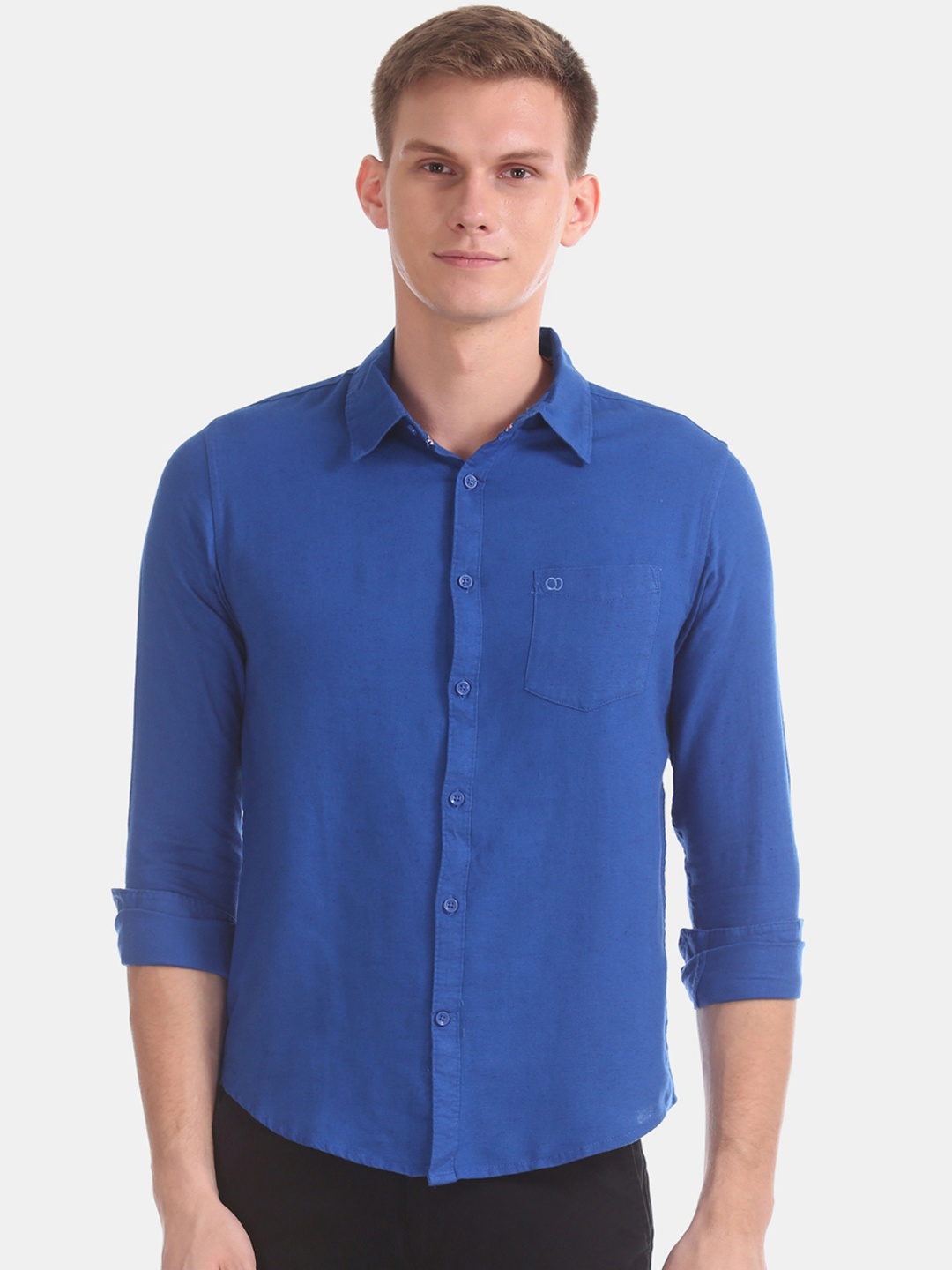 

Ruggers Men Blue Slim Fit Solid Casual Shirt
