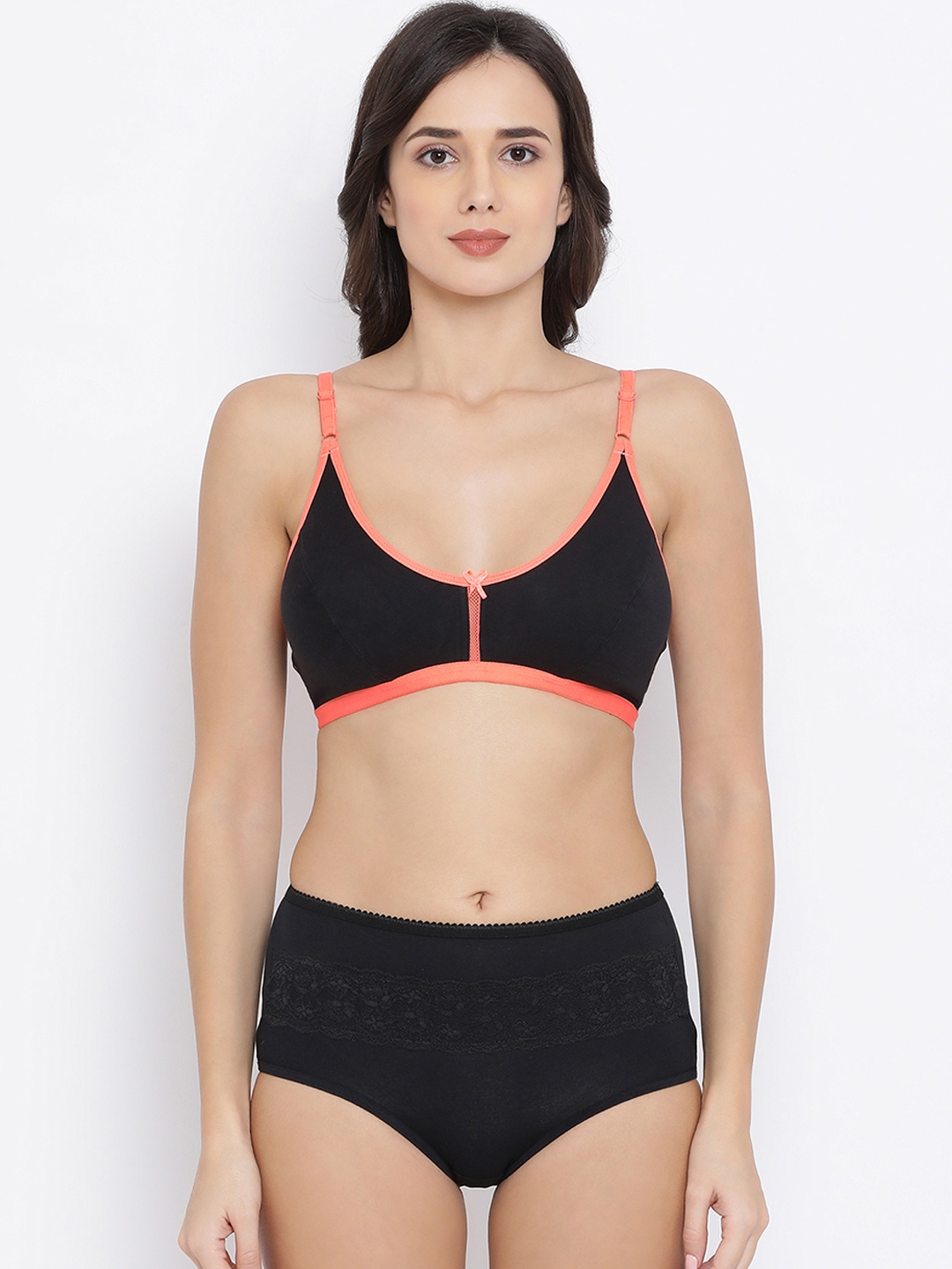

Clovia Women Black Solid Lingerie Set COMBBP93732B