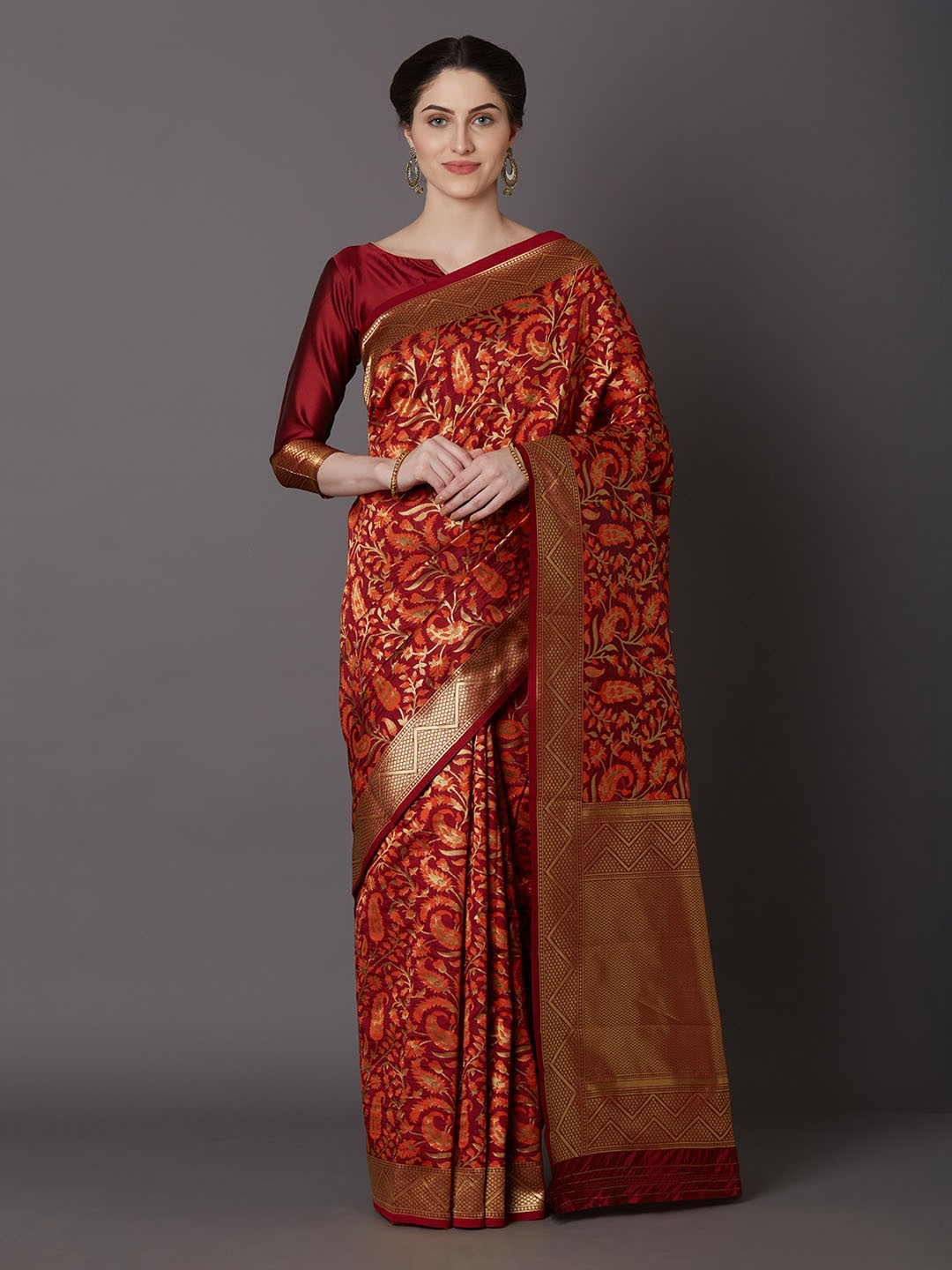 

Mitera Maroon & Gold-Coloured Silk Blend Woven Design Kanjeevaram Saree