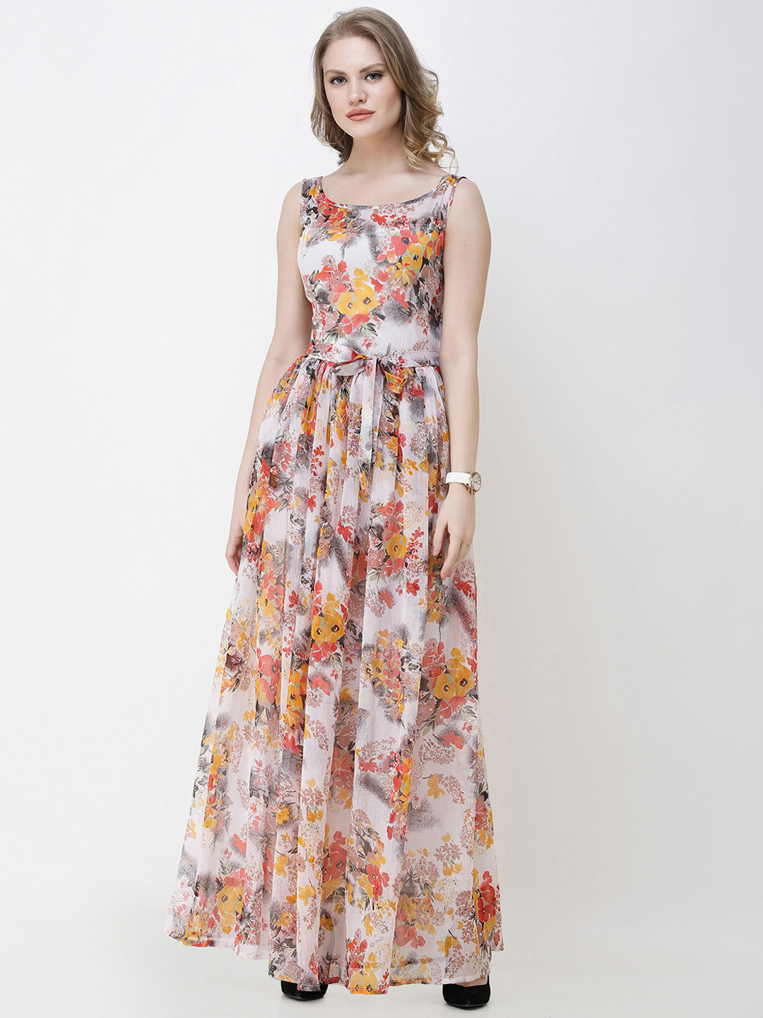 

SCORPIUS Women White Floral Print Maxi Dress