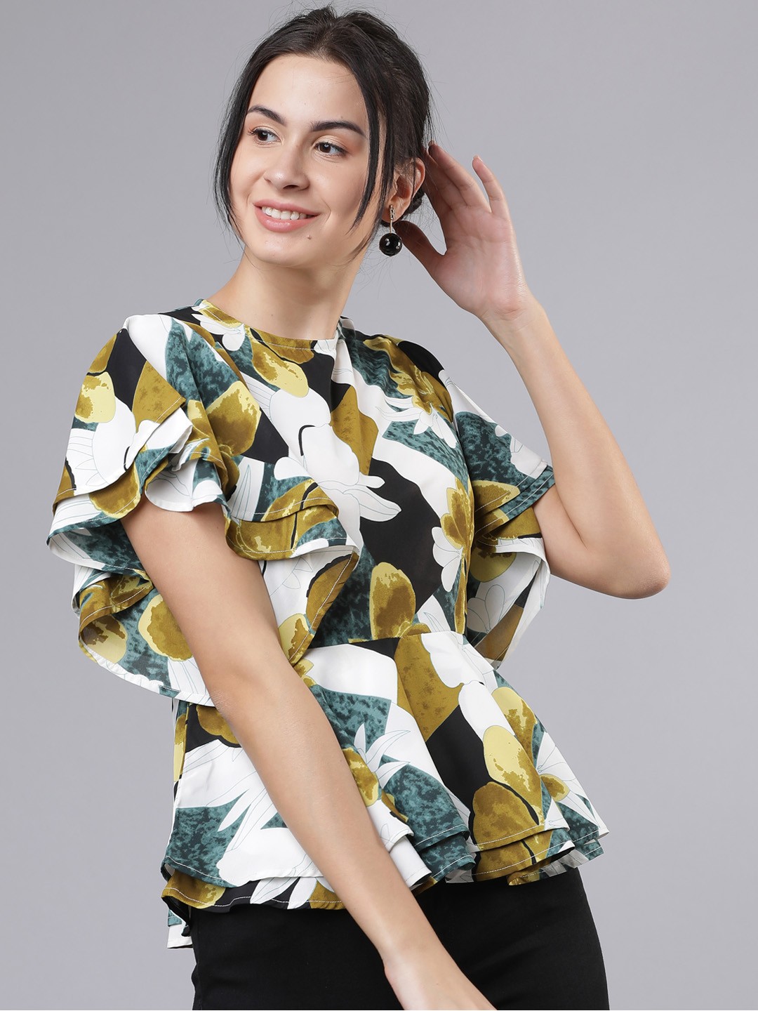 

Tokyo Talkies Women White & Black Floral Print Peplum Top