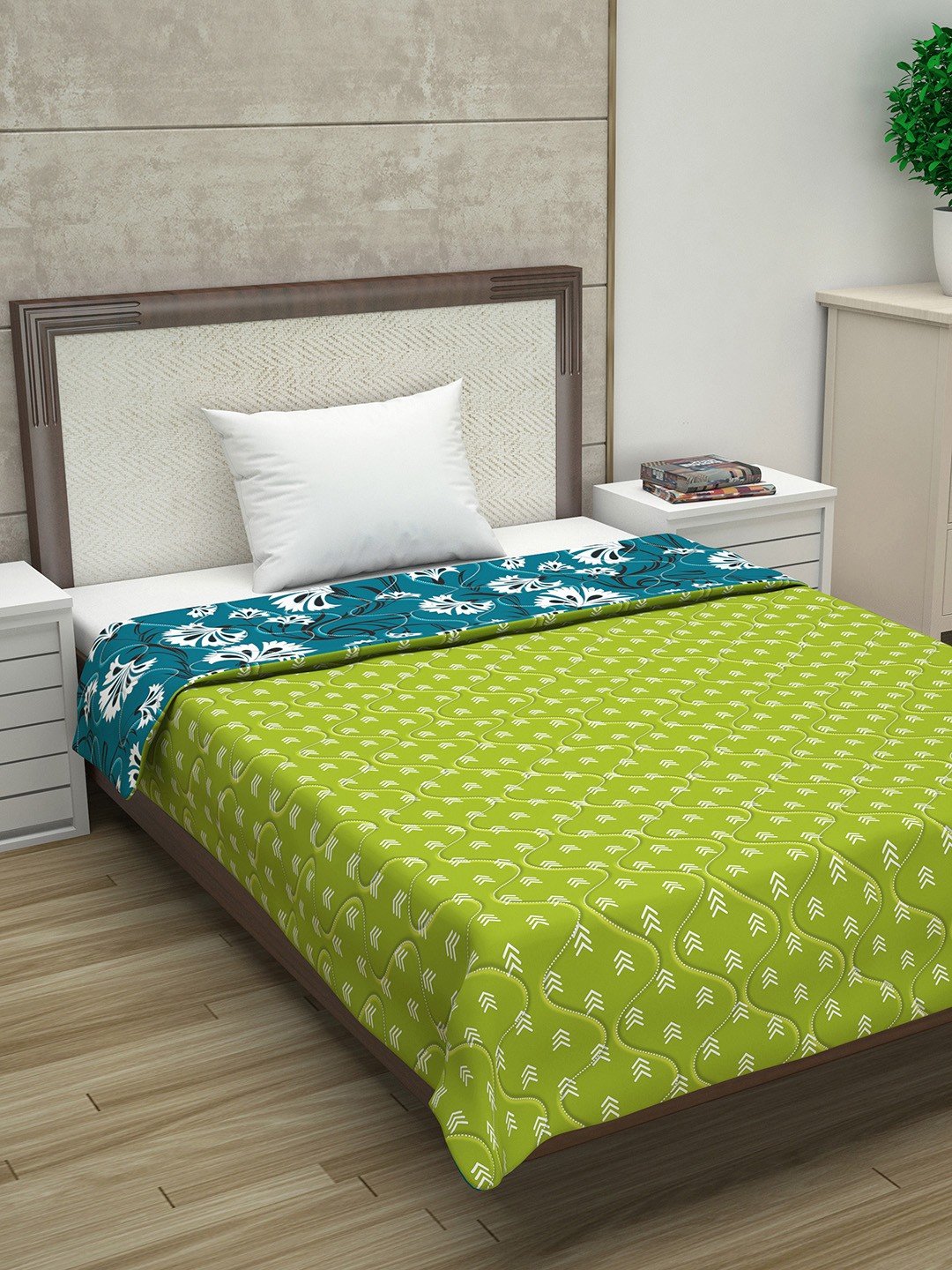 Divine Casa Turquoise Blue & Green Floral AC Room 110 GSM Single Bed Comforter