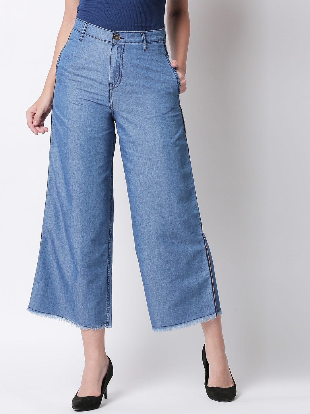 

High Star Women Blue Flared High-Rise Clean Look Crop Jeans