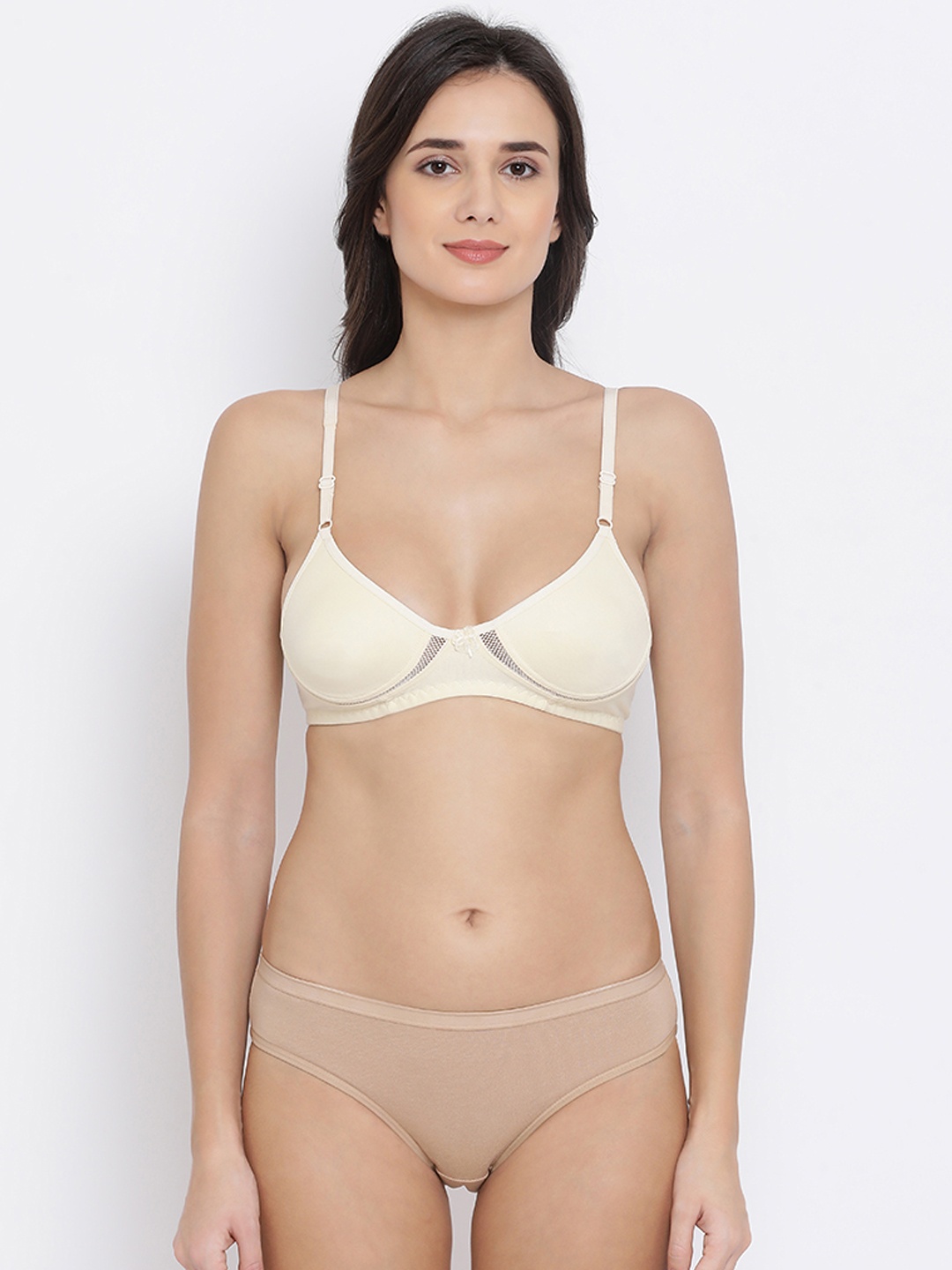 

Clovia Women Beige & Cream-Coloured Solid Lingerie Set COMBBP39132B