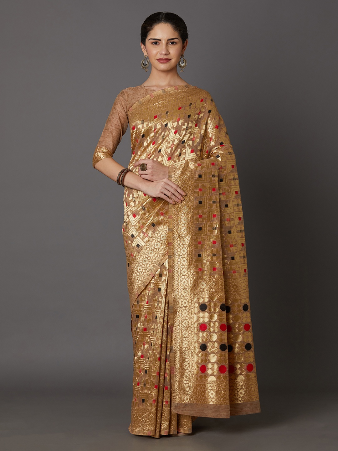 

Mitera Beige & Gold-Toned Silk Blend Woven Design Kanjeevaram Saree