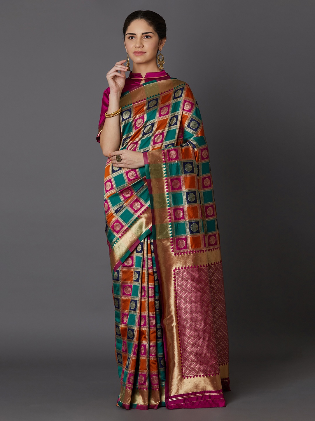 

Mitera Pink & Orange Woven Design Kanjeevaram Saree