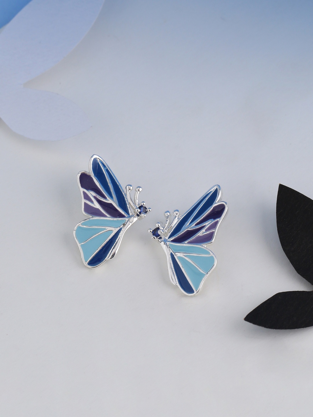 

Voylla Silver-Plated & Blue Contemporary Handcrafted Studs