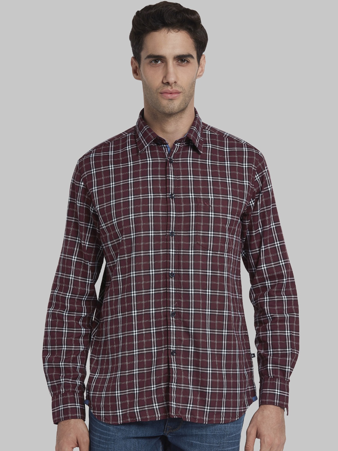 Parx Men Maroon & Off-White Slim Fit Checked Casual Shirt