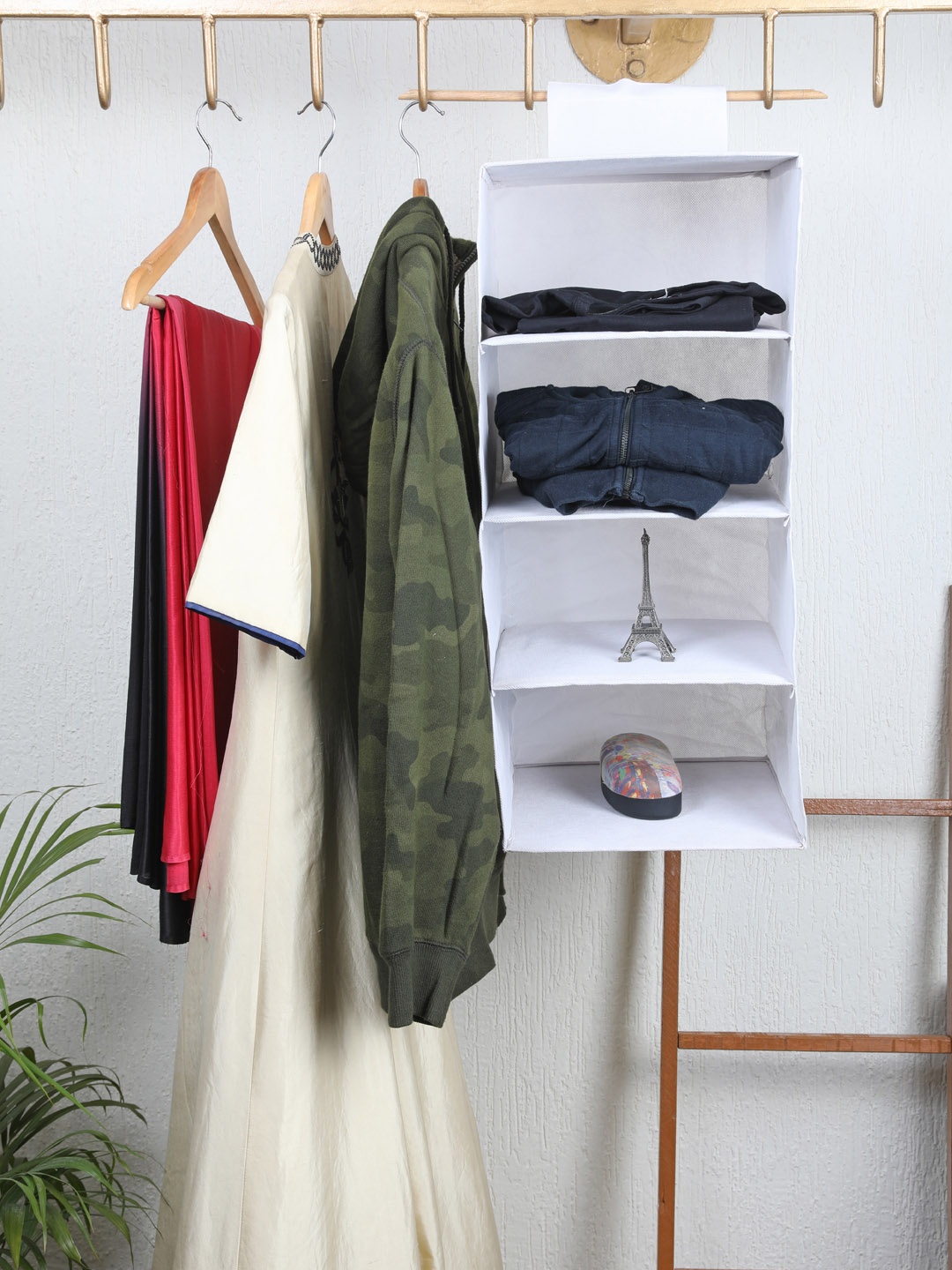 

My Gift Booth White Solid 4-Shelves Hanging Wardrobe Organiser