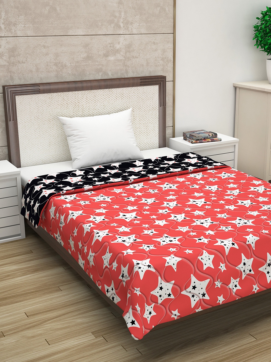 

Divine Casa Black & Coral Pink Abstract AC Room 110 GSM Single Bed Comforter